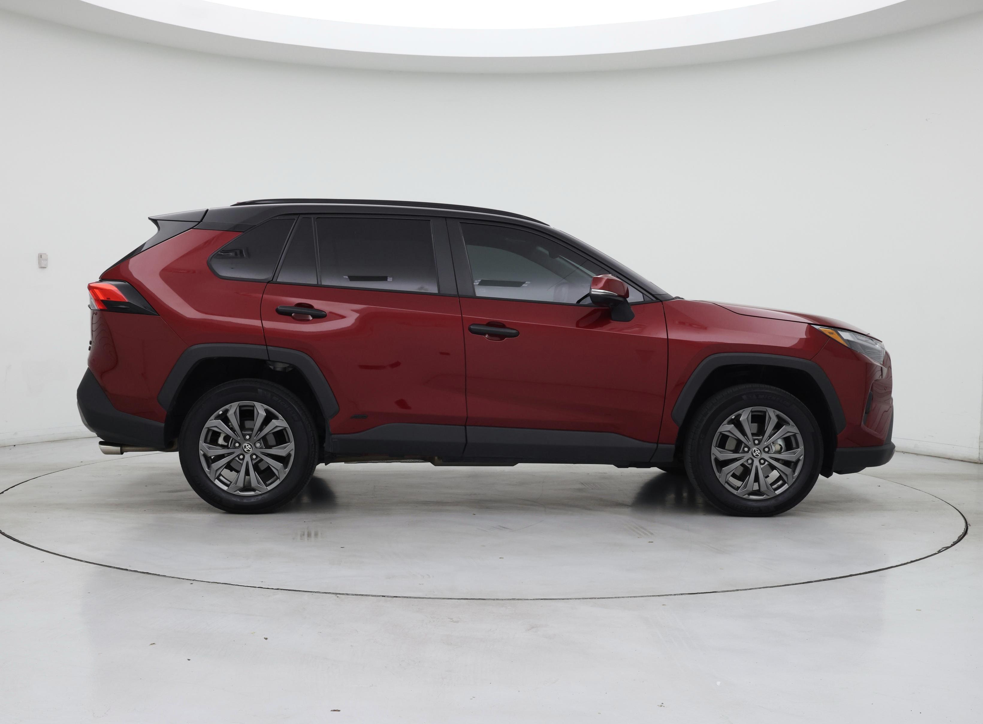 Thumbnail: 2023 Toyota RAV4 - 7