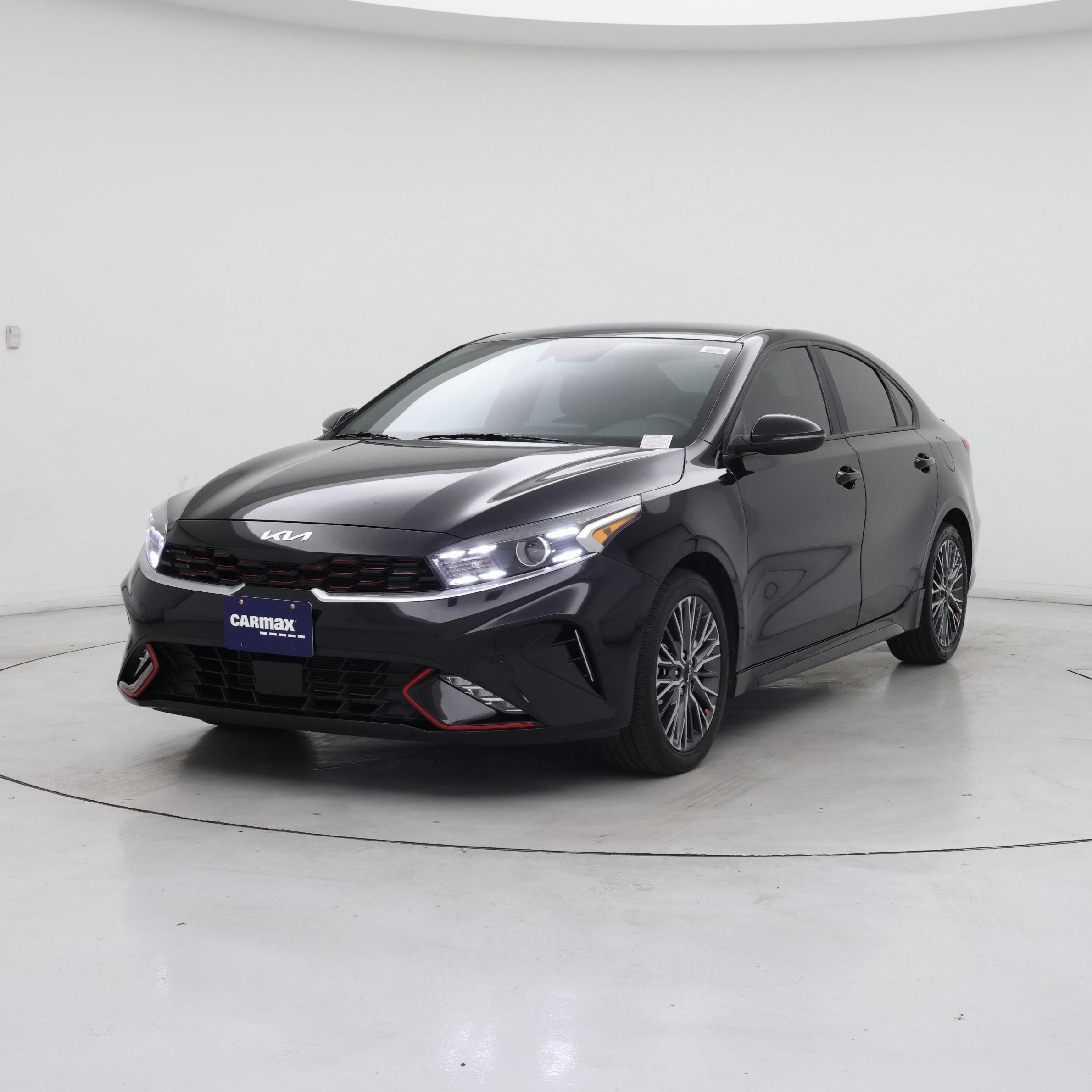 Thumbnail: 2023 Kia Forte - 4
