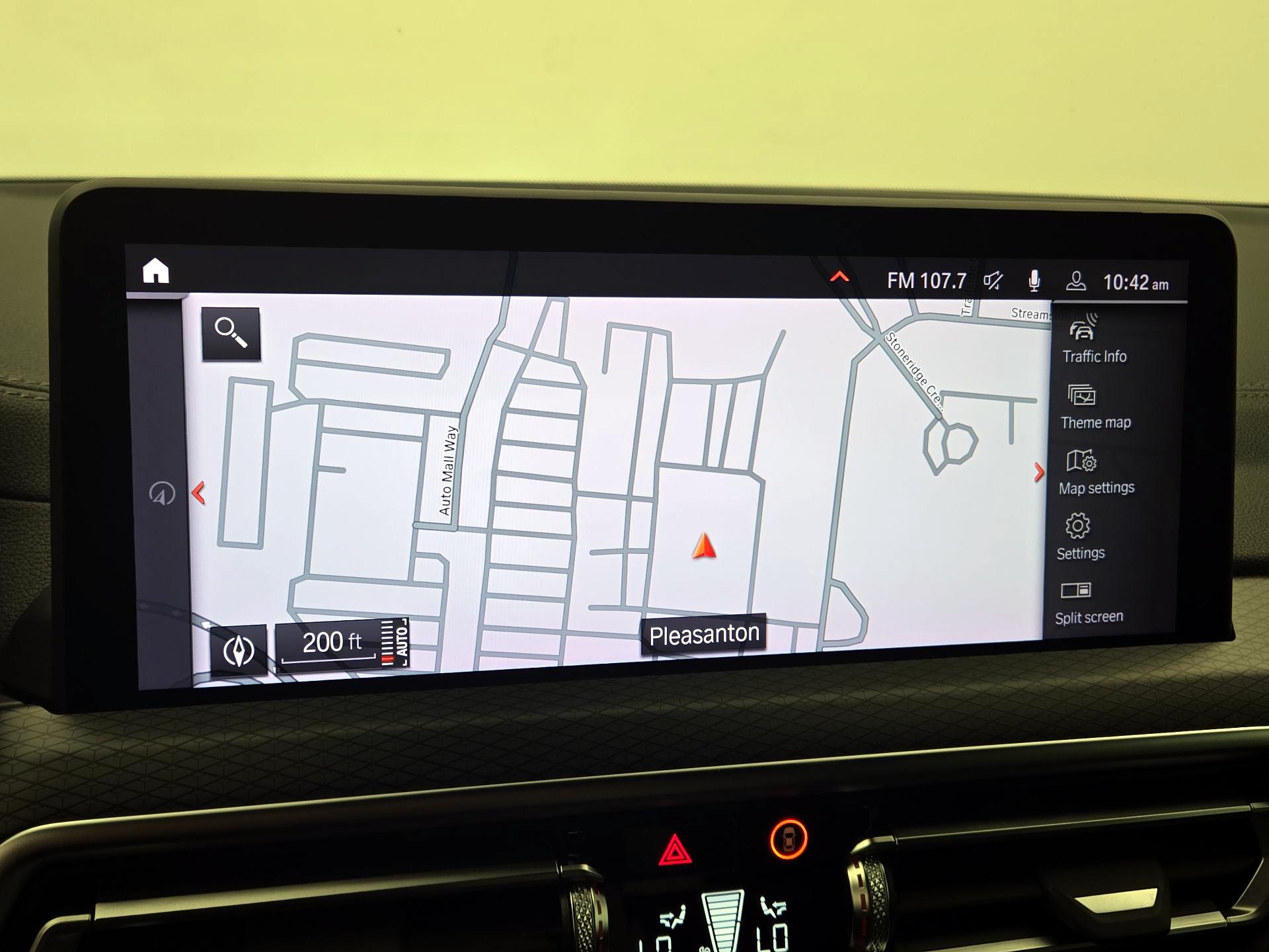 Thumbnail: 2023 BMW X4 - 14