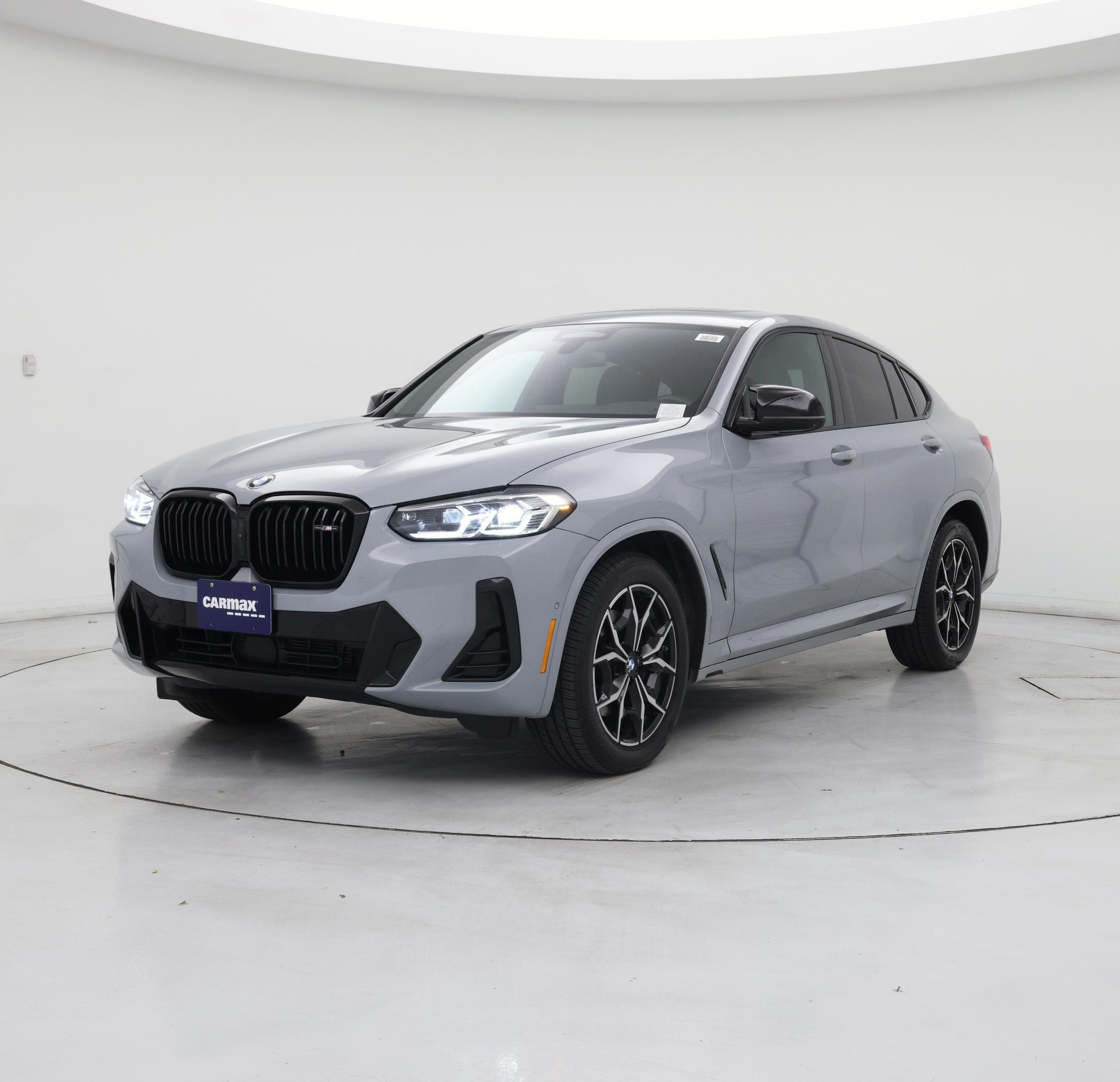 Thumbnail: 2023 BMW X4 - 4