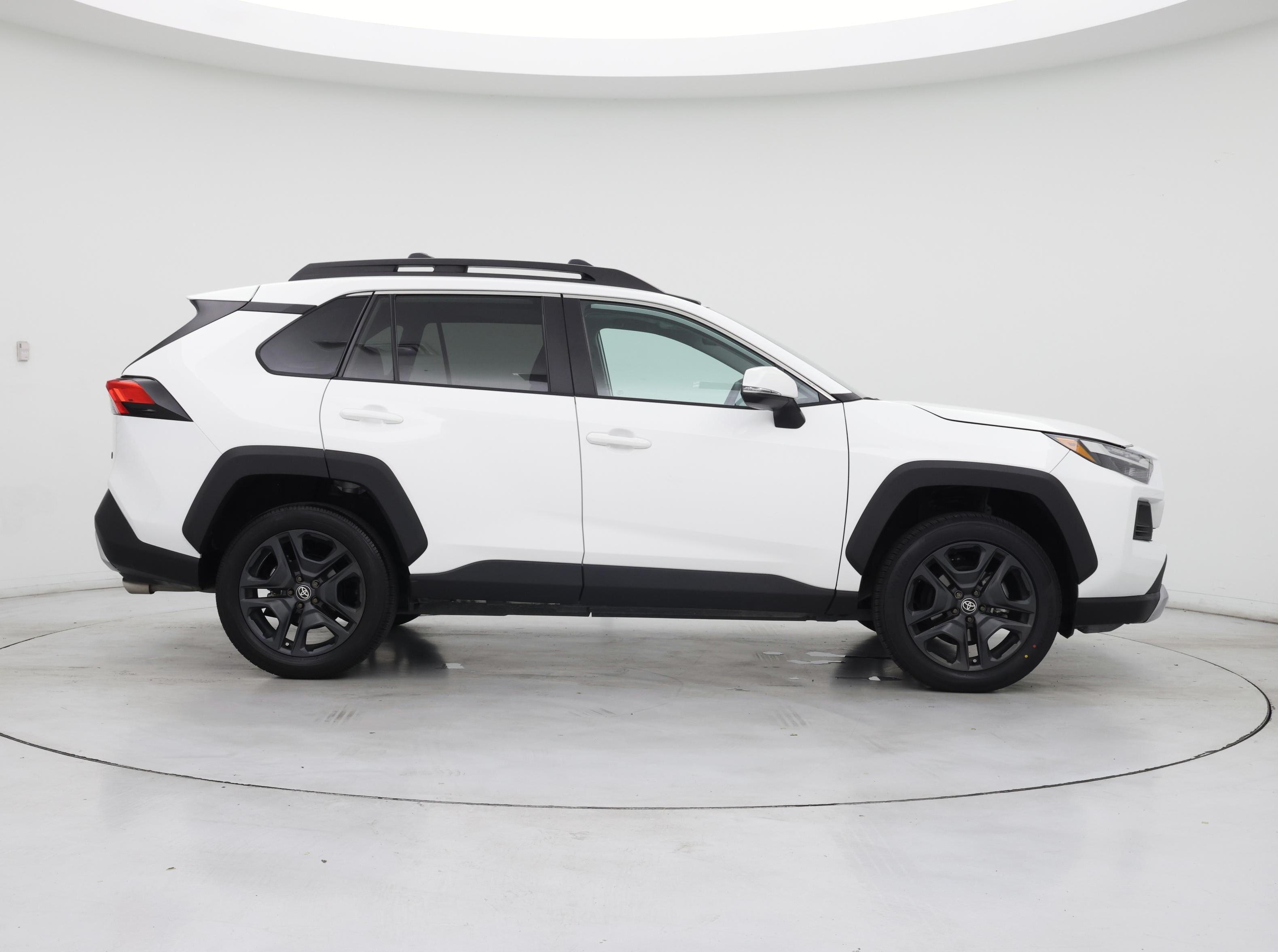 Thumbnail: 2023 Toyota RAV4 - 7
