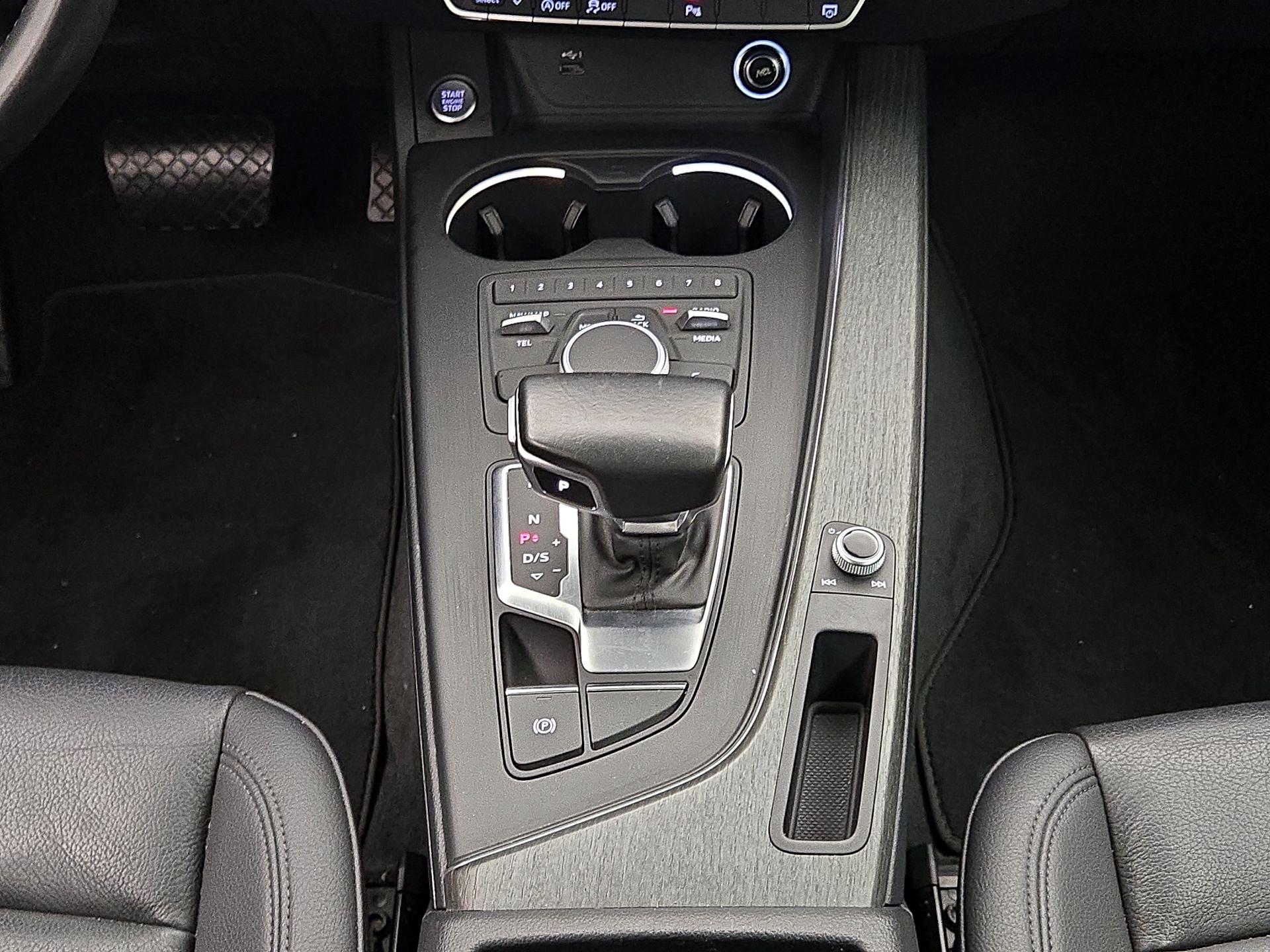 Thumbnail: 2019 Audi A4 - 17