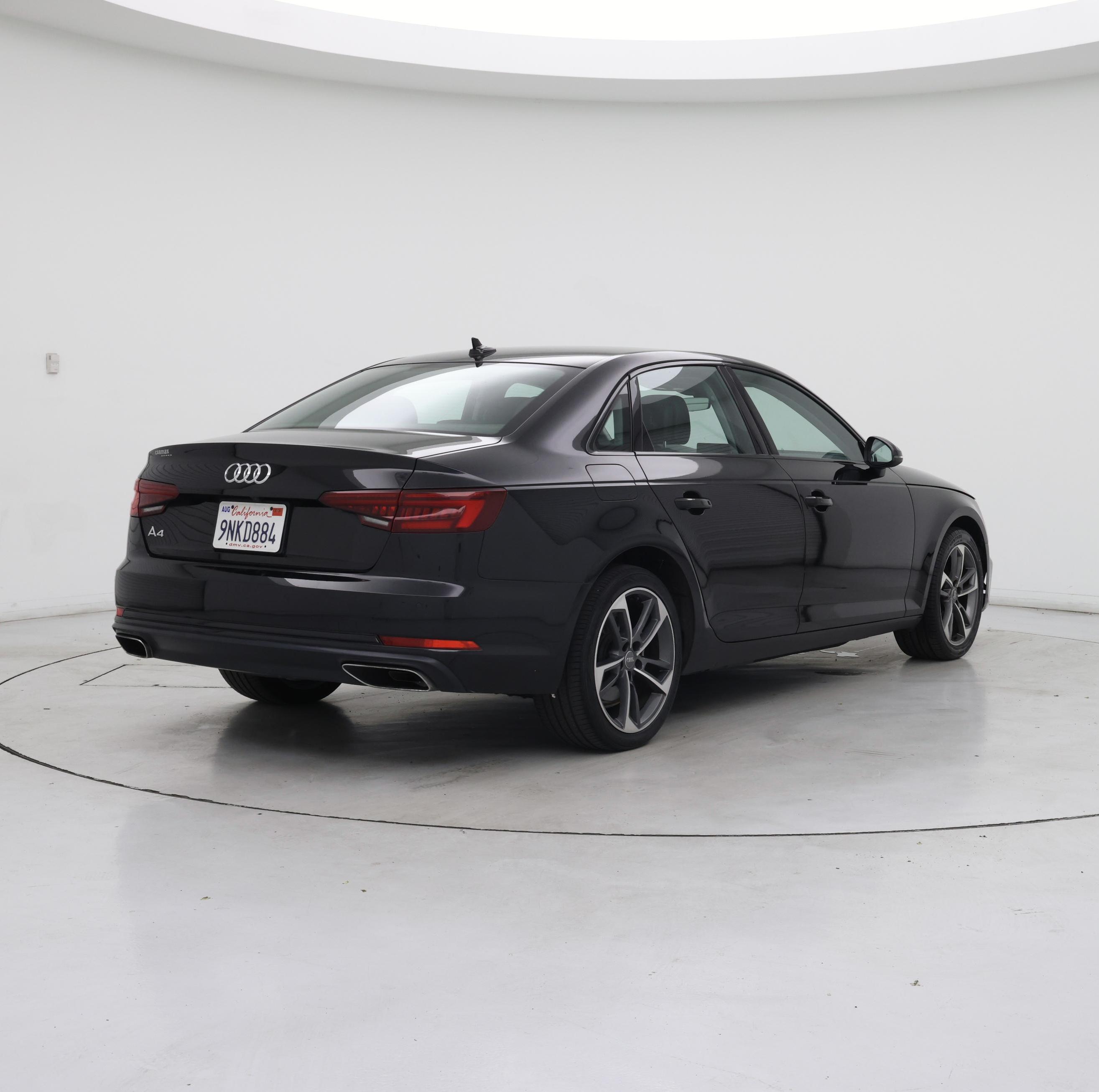 Thumbnail: 2019 Audi A4 - 8