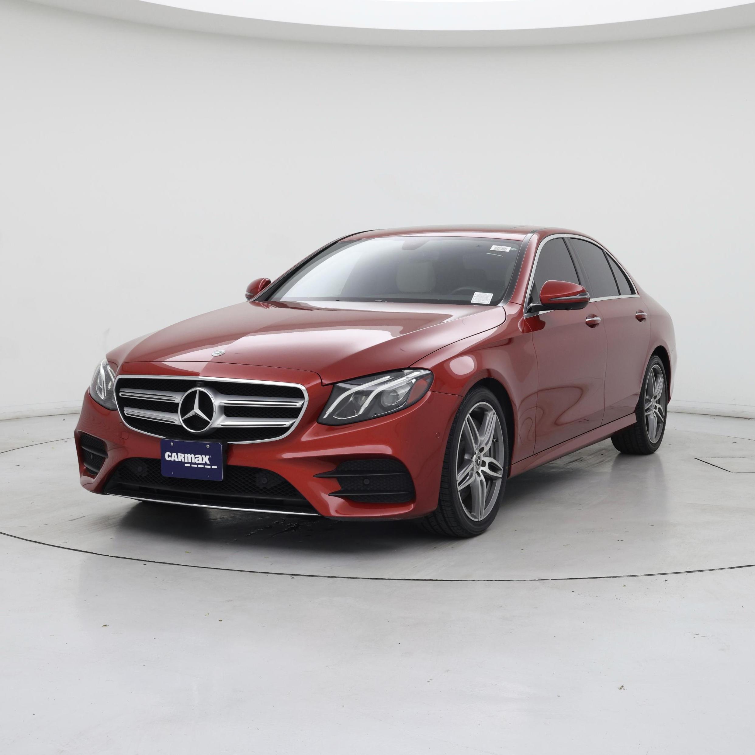 Thumbnail: 2019 Mercedes-Benz E-Class - 4