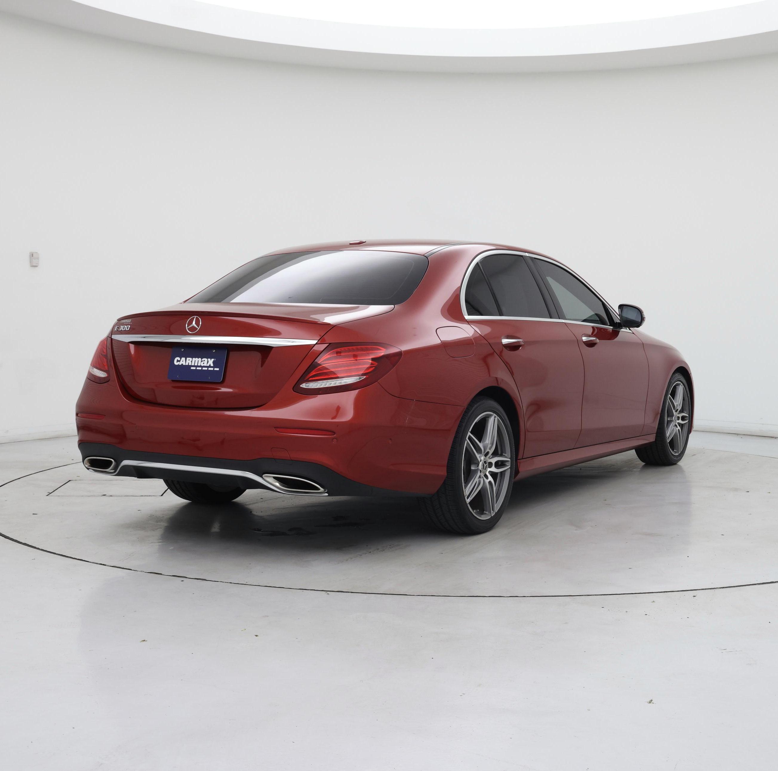 Thumbnail: 2019 Mercedes-Benz E-Class - 8