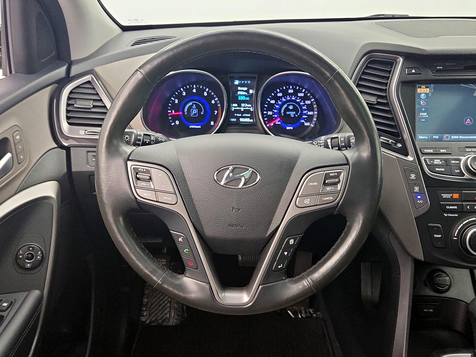 Thumbnail: 2015 Hyundai Santa Fe - 10