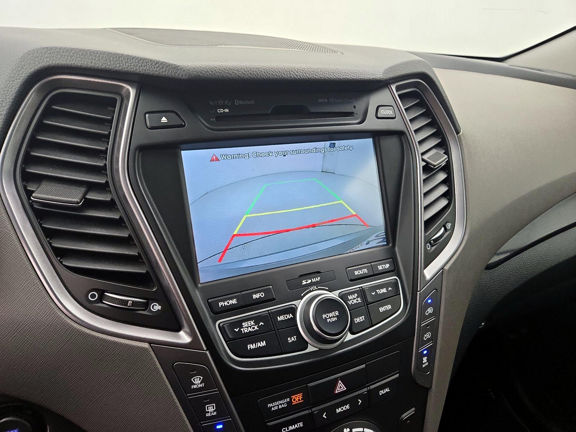 Thumbnail: 2015 Hyundai Santa Fe - 14