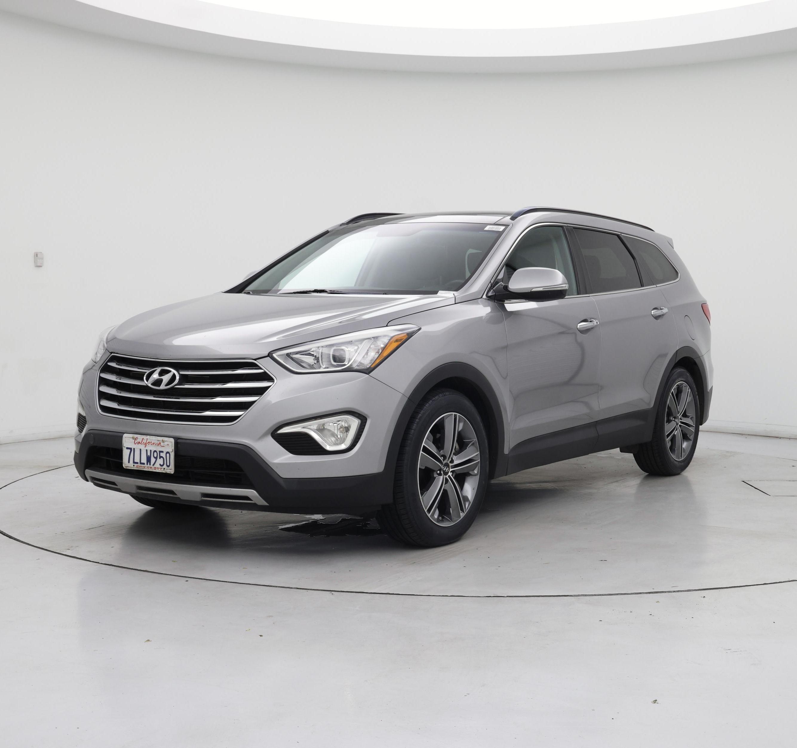 Thumbnail: 2015 Hyundai Santa Fe - 4