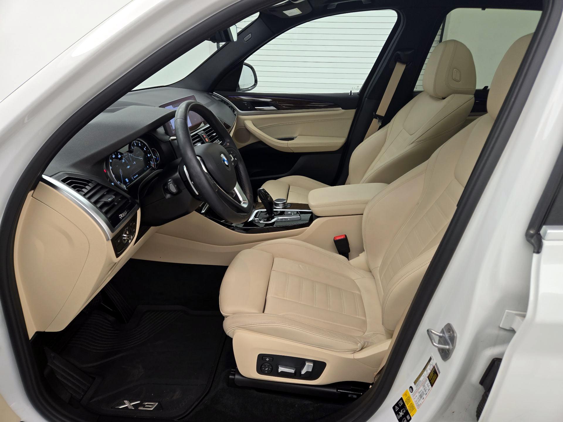 Thumbnail: 2019 BMW X3 - 11