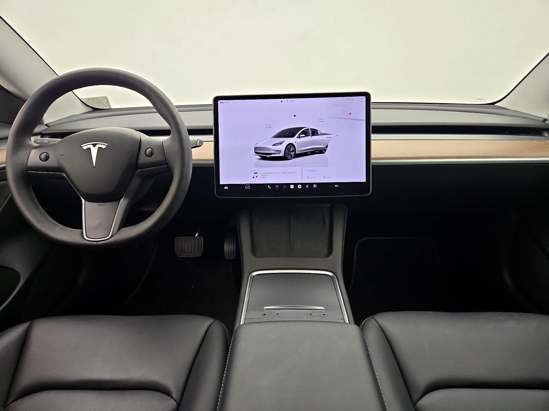 Thumbnail: 2023 Tesla Model 3 - 9