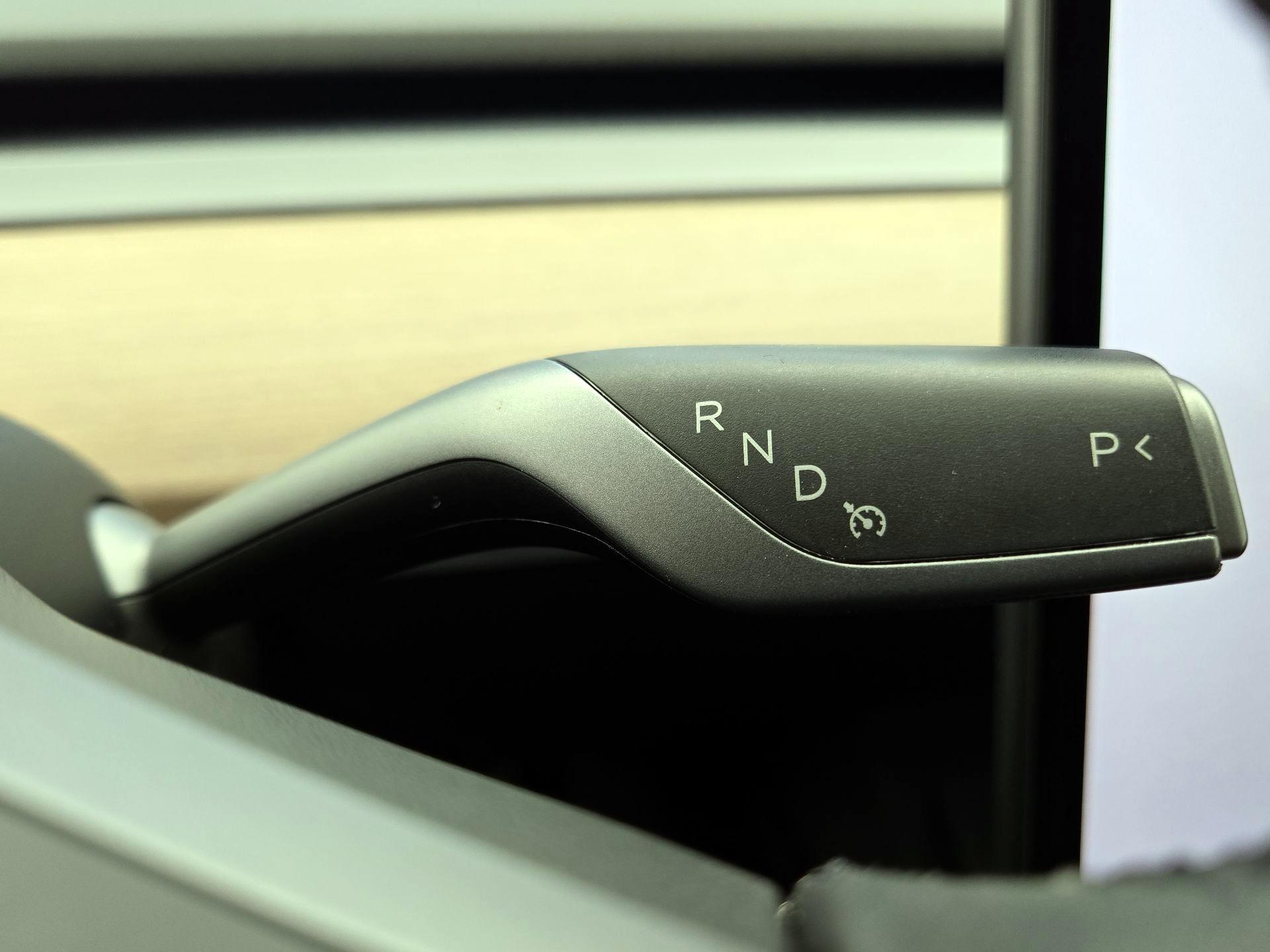 Thumbnail: 2023 Tesla Model 3 - 17