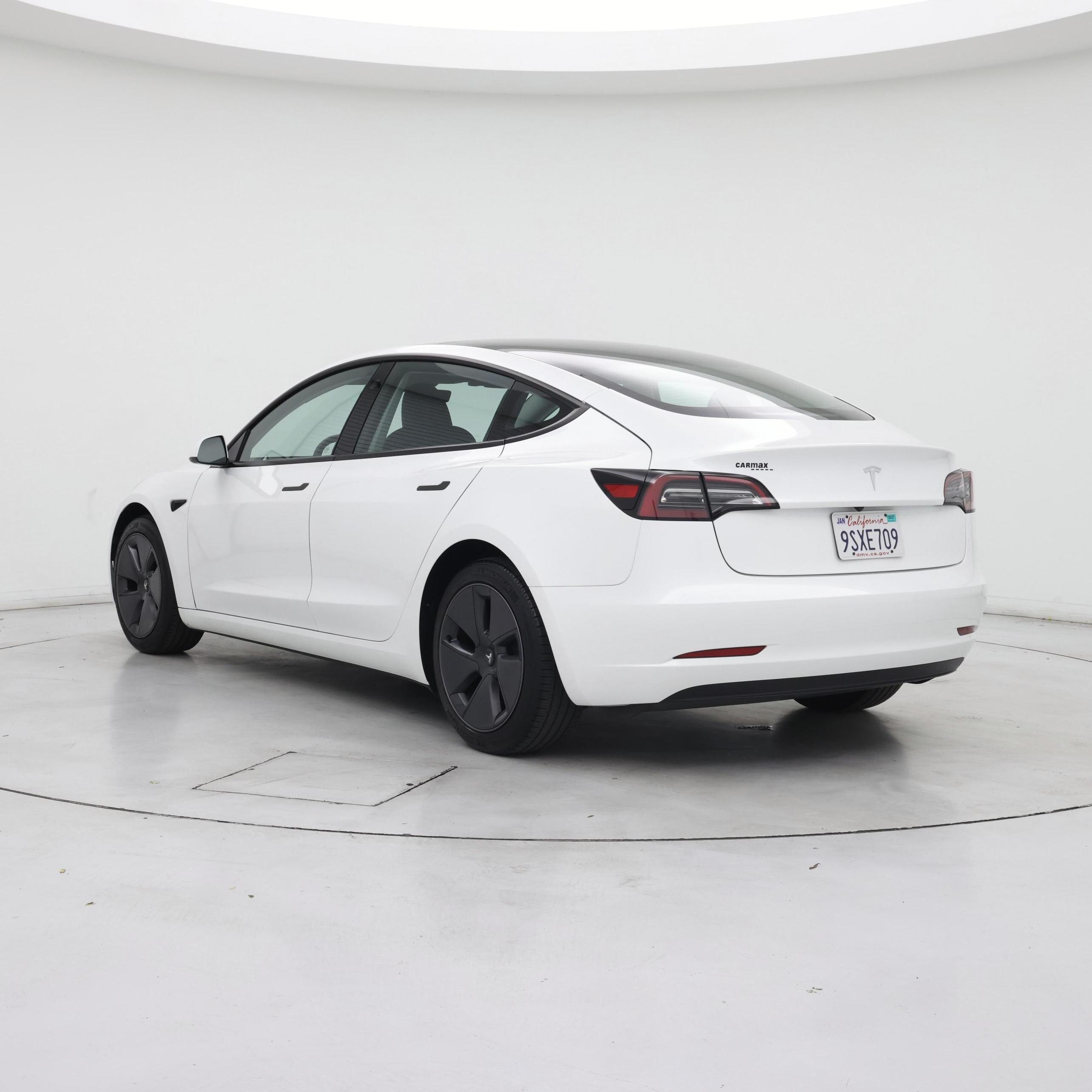 Thumbnail: 2023 Tesla Model 3 - 2