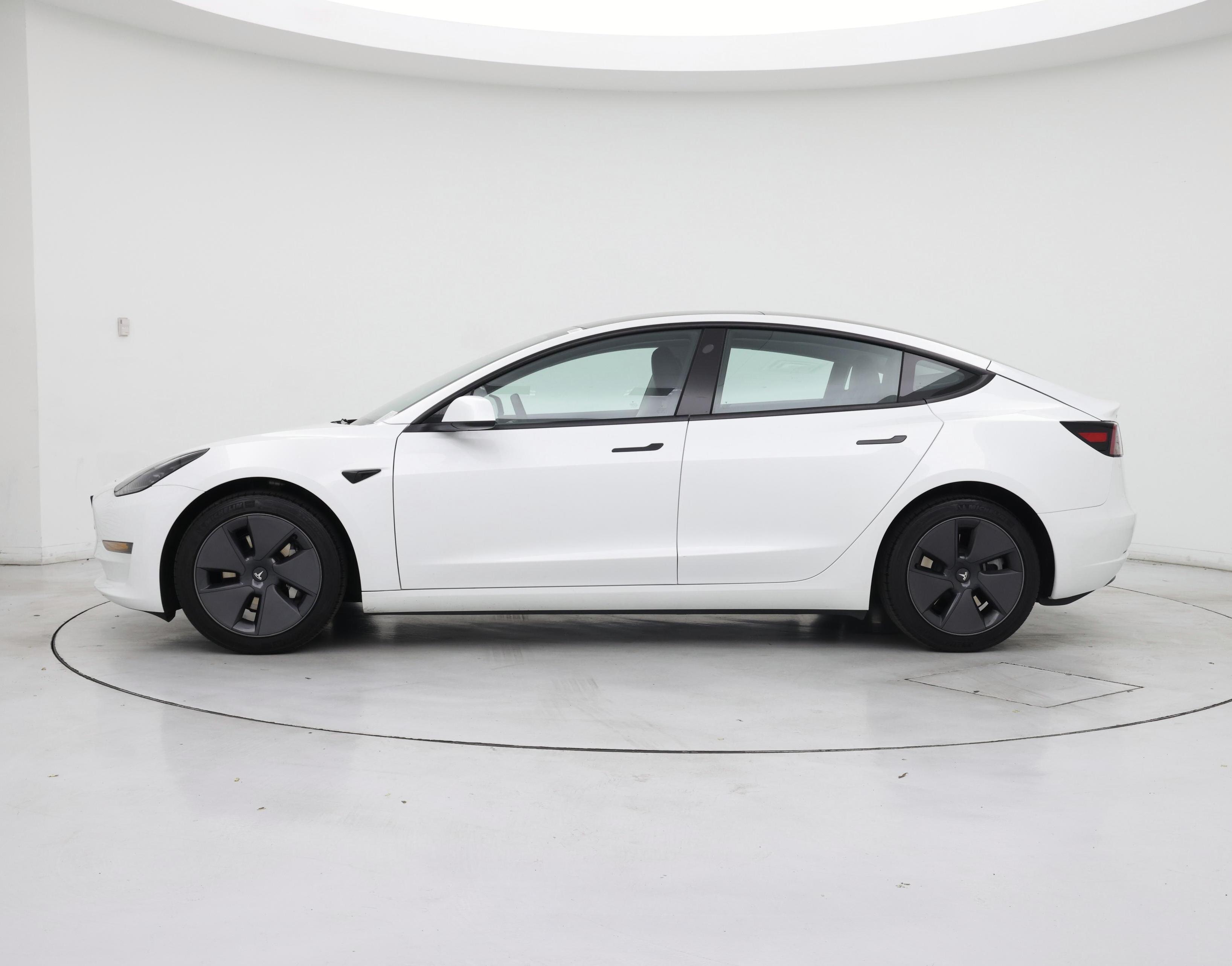 Thumbnail: 2023 Tesla Model 3 - 3