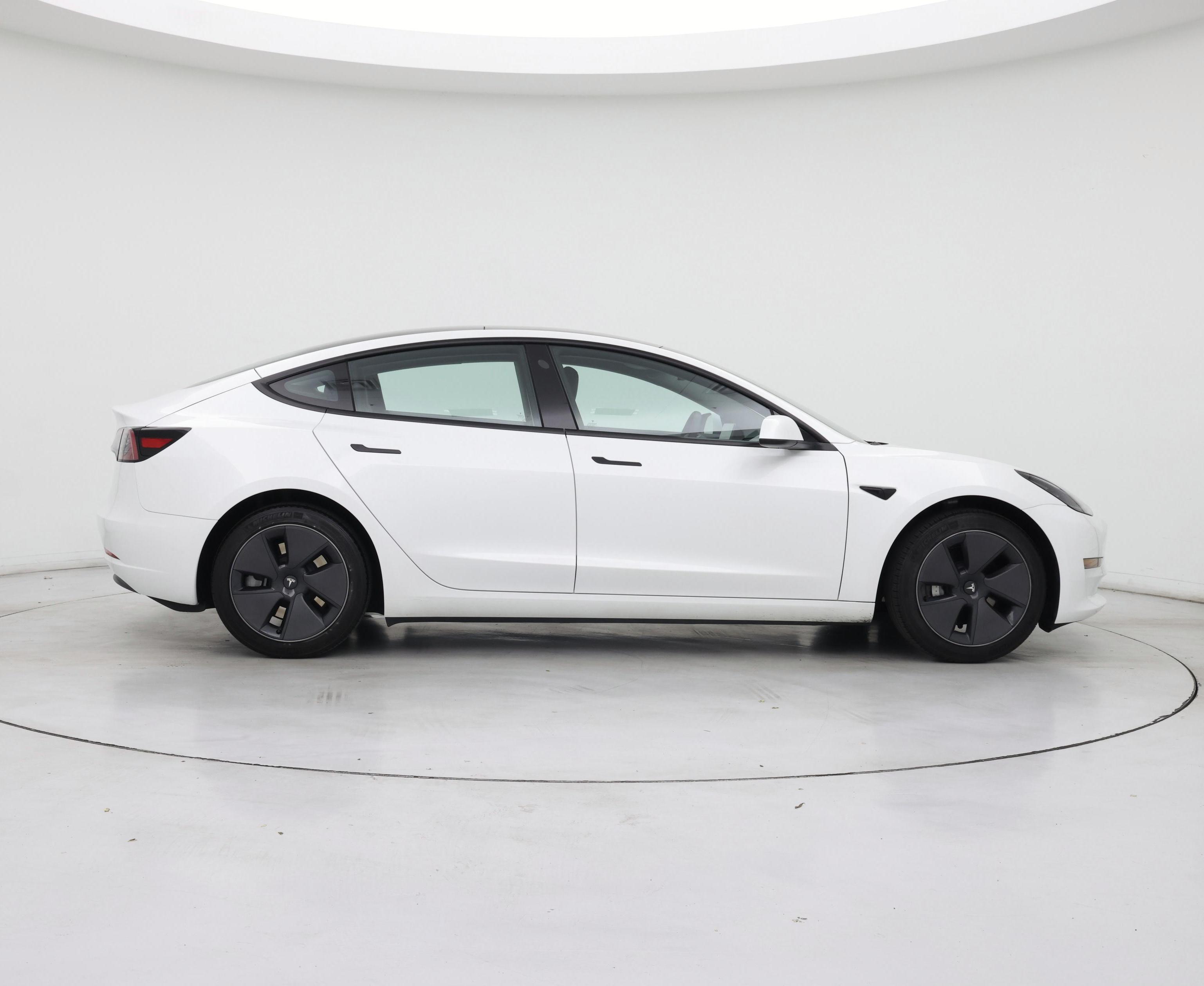 Thumbnail: 2023 Tesla Model 3 - 7