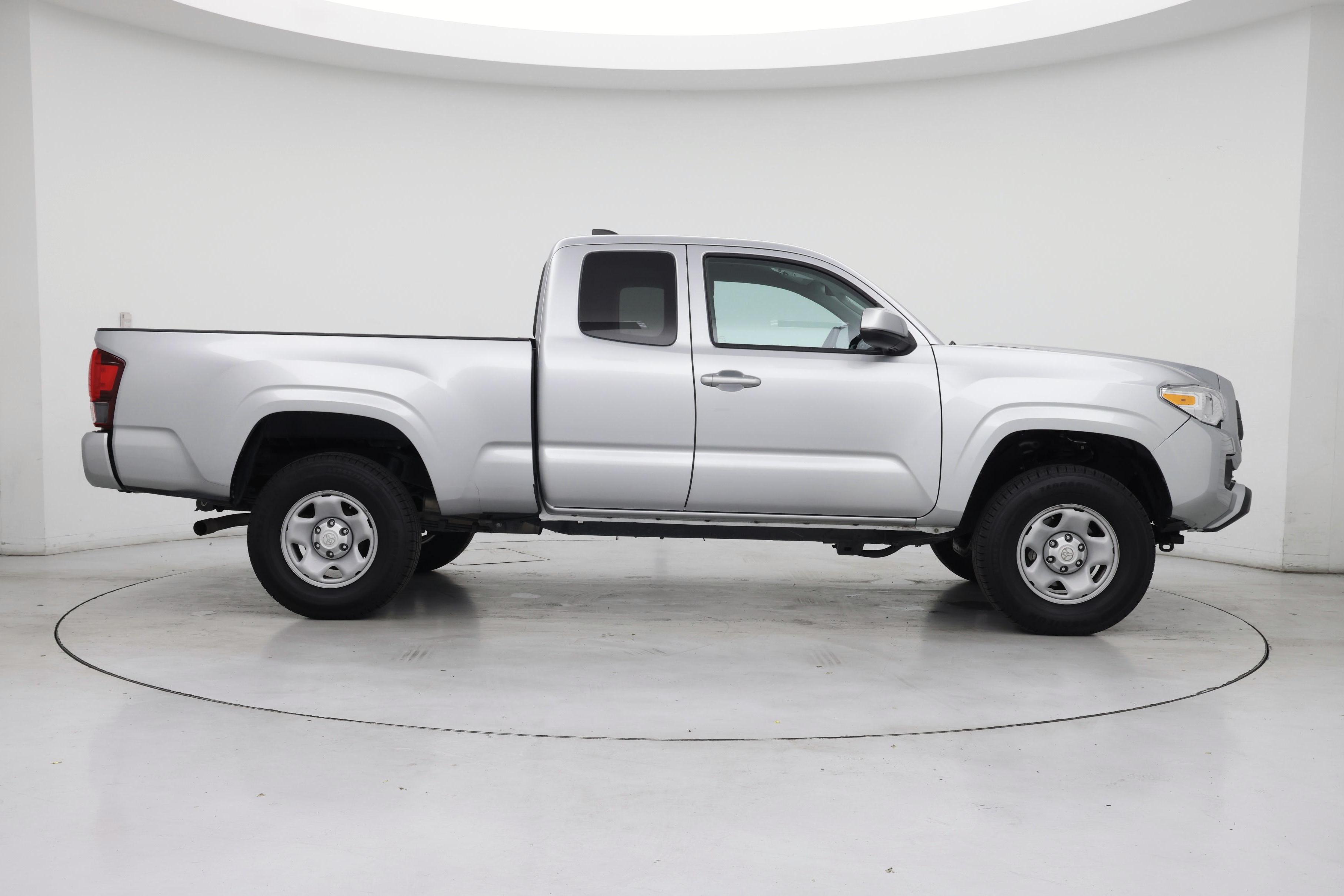 Thumbnail: 2023 Toyota Tacoma - 7