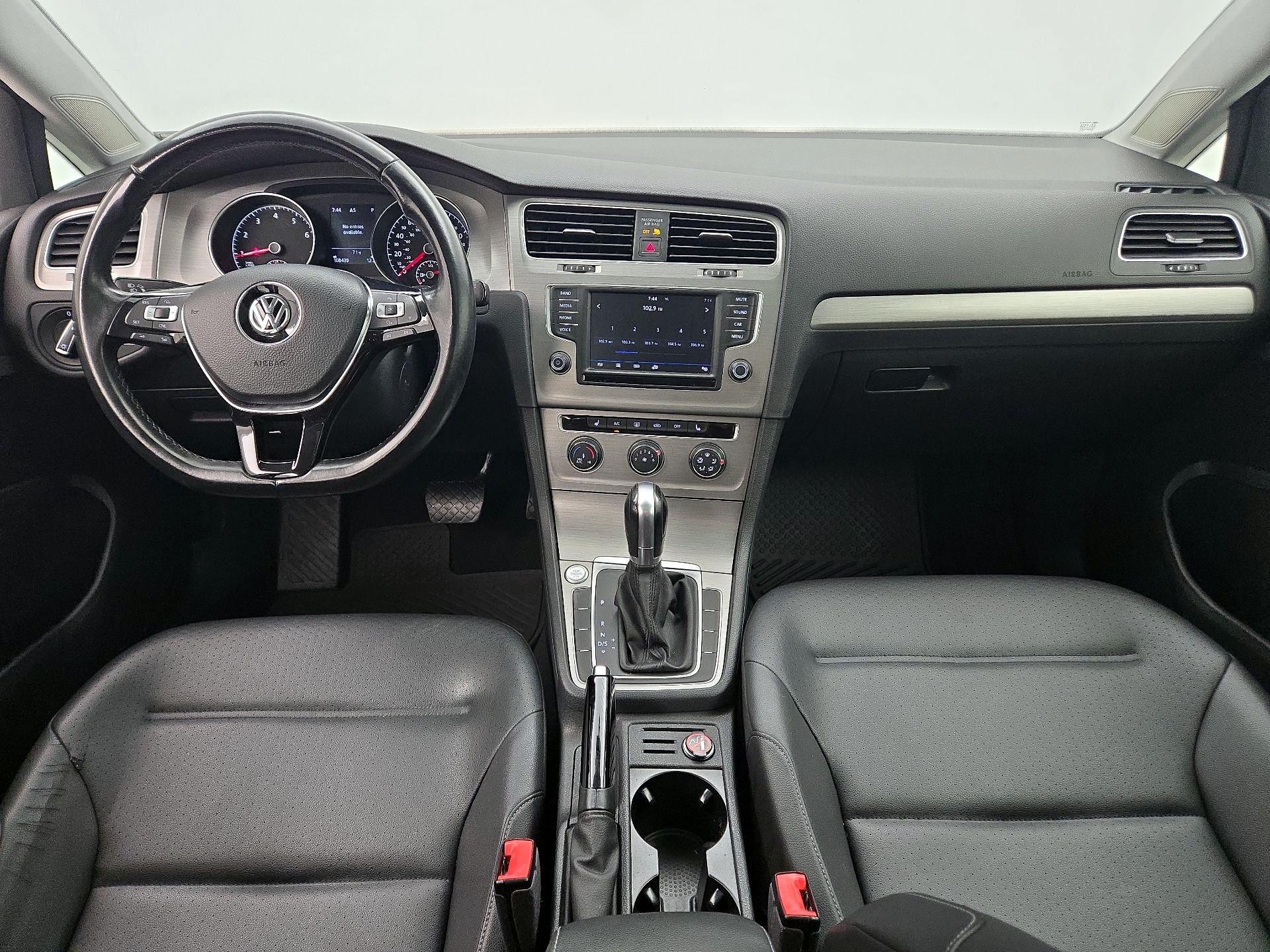 Thumbnail: 2017 Volkswagen Golf - 9