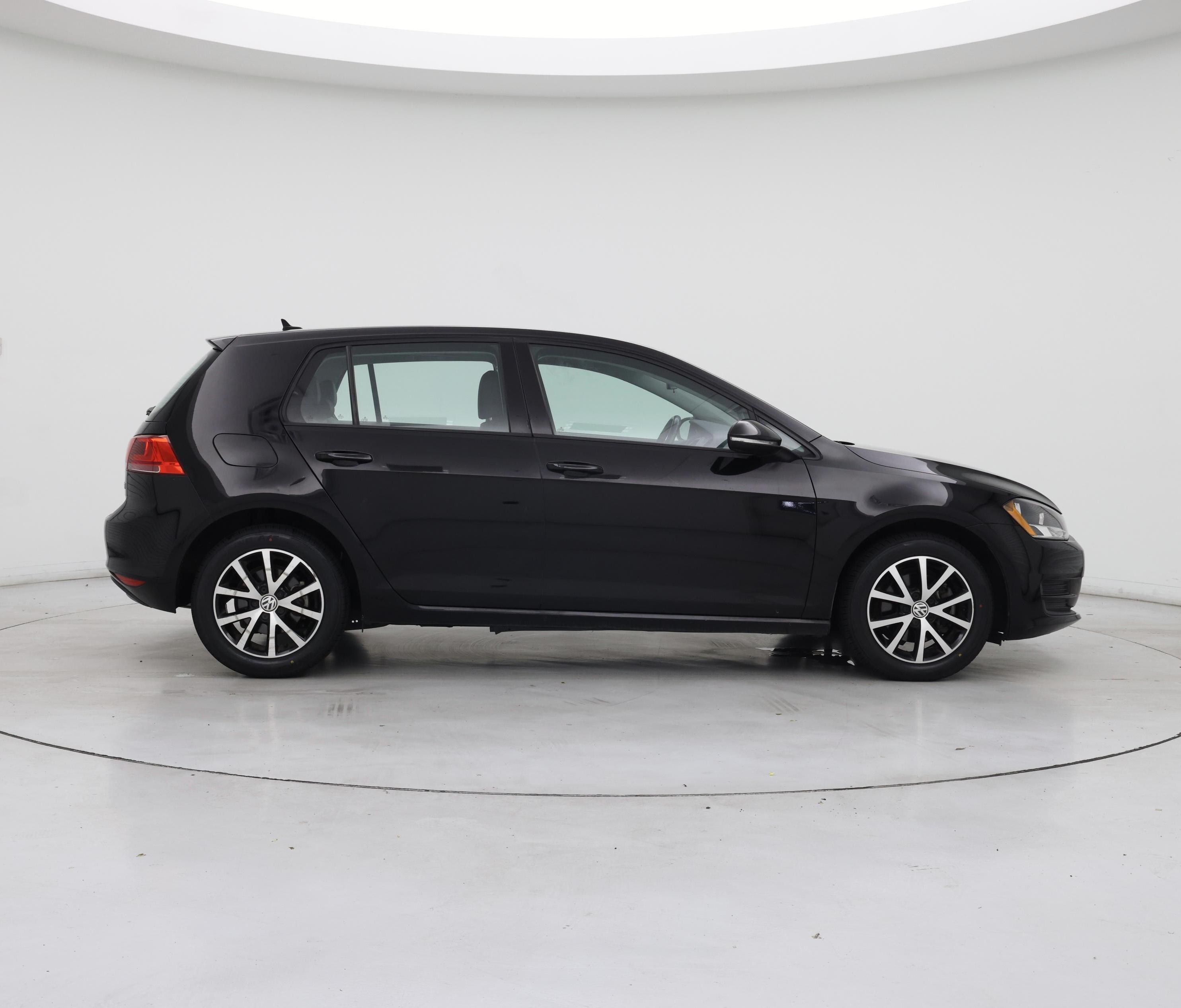 Thumbnail: 2017 Volkswagen Golf - 7