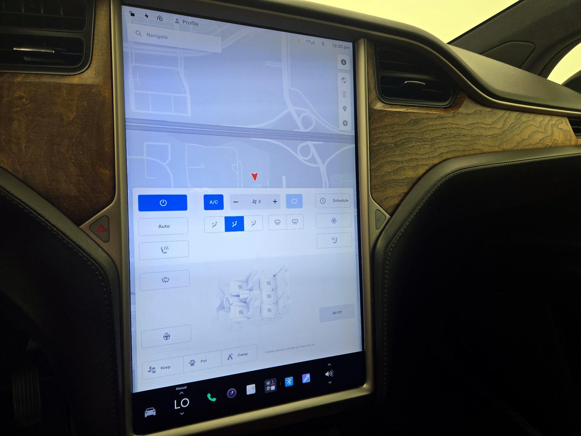 Thumbnail: 2019 Tesla Model X - 16