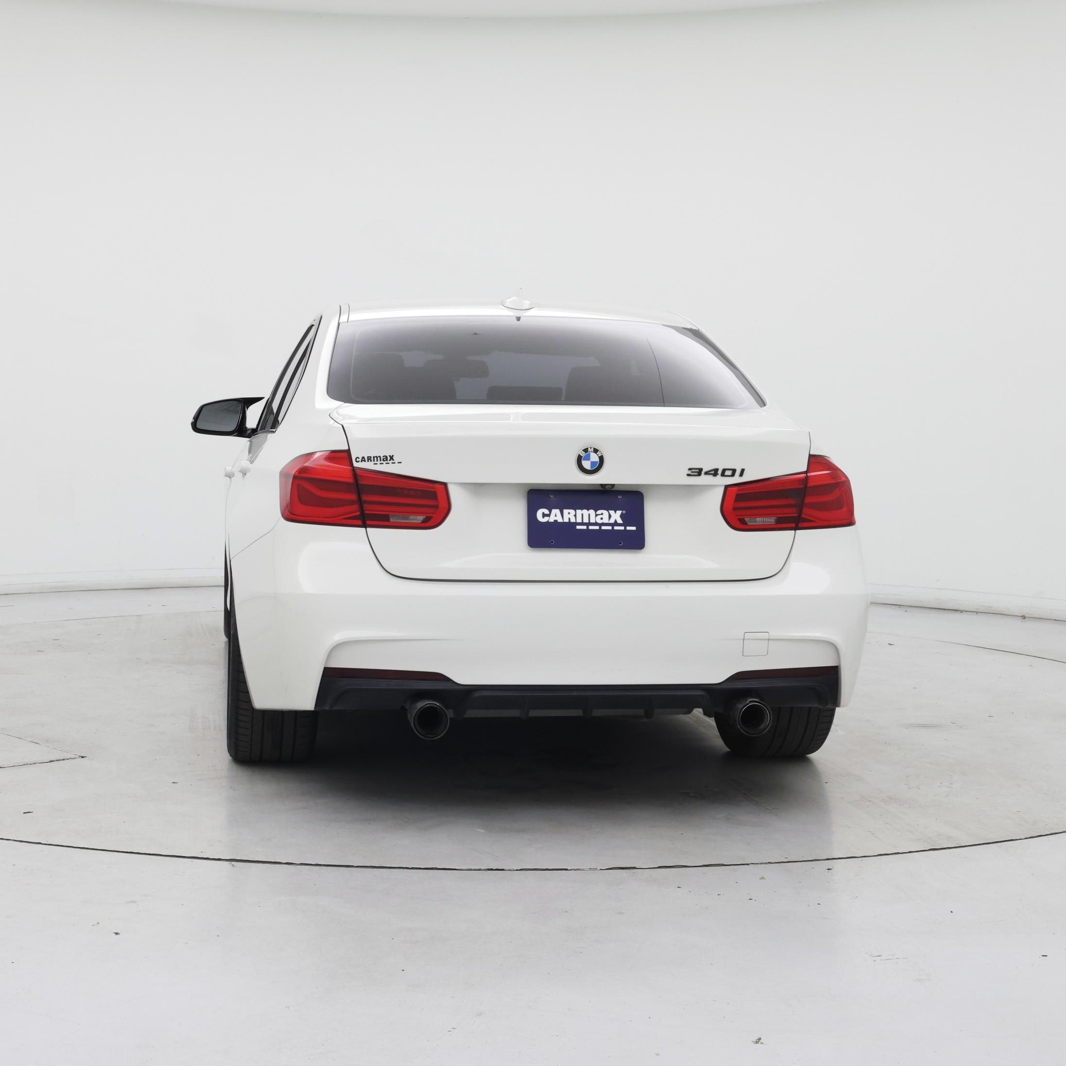 Thumbnail: 2018 BMW 3 Series - 6