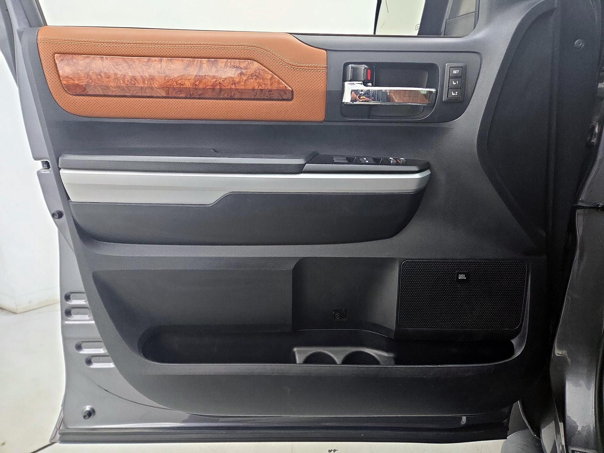 Thumbnail: 2019 Toyota Tundra - 12