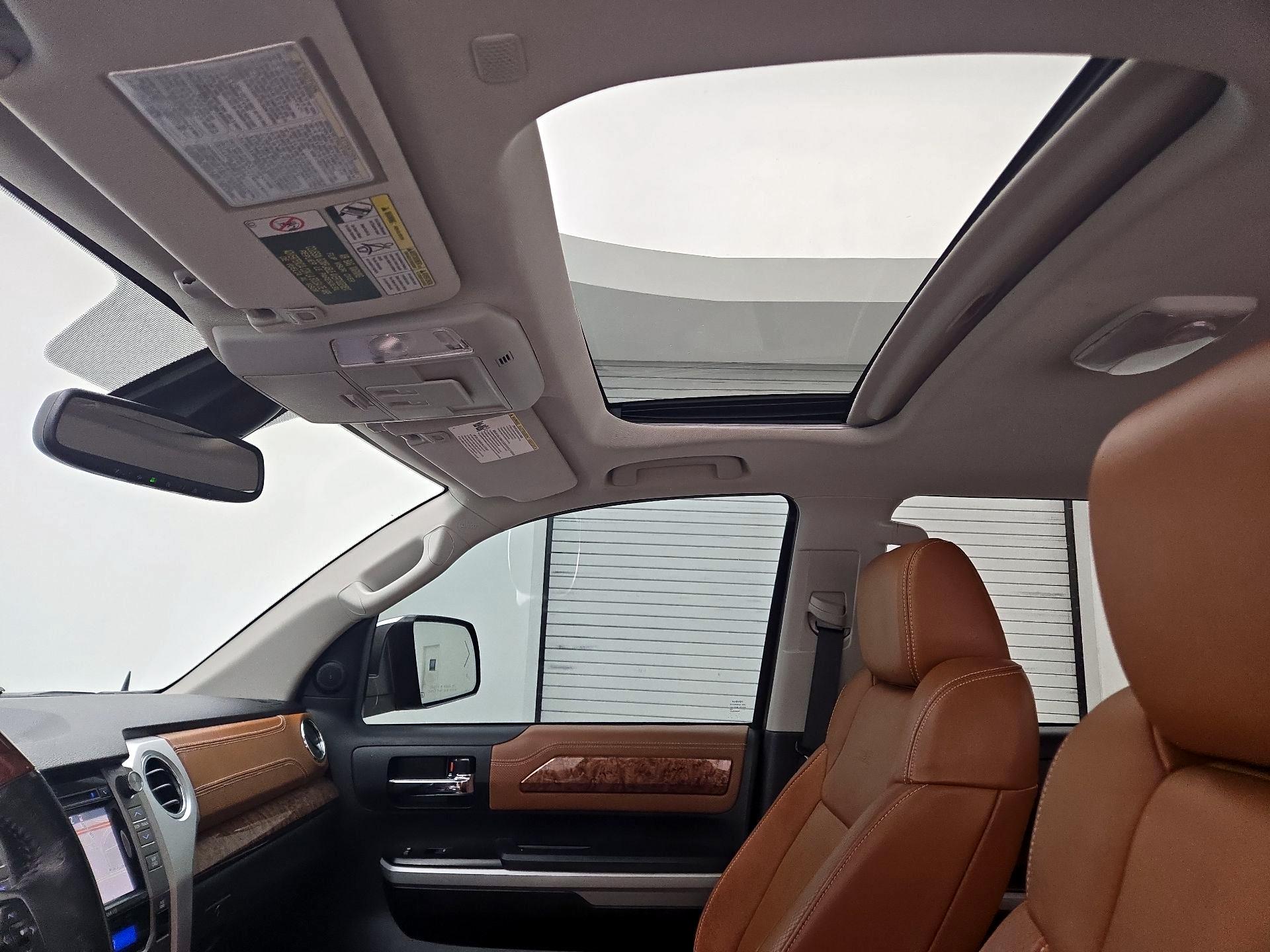 Thumbnail: 2019 Toyota Tundra - 19