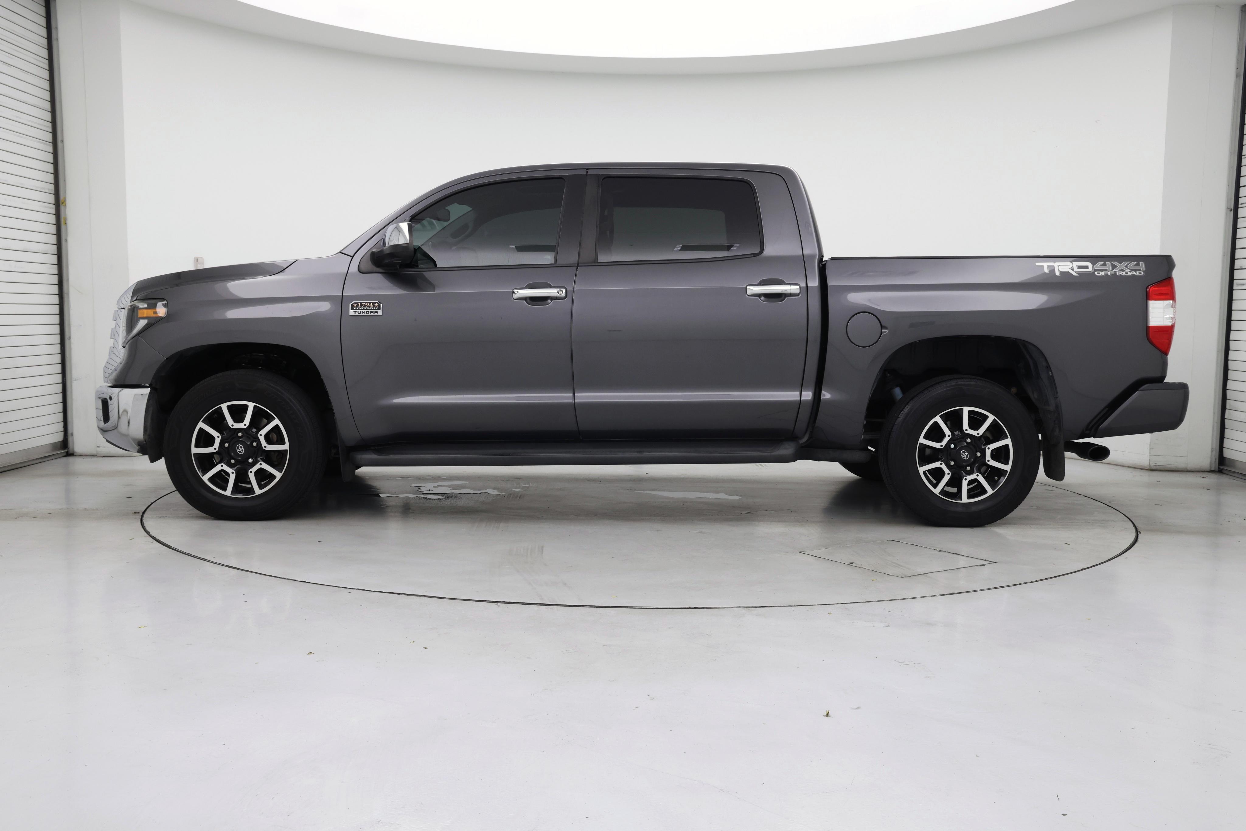 Thumbnail: 2019 Toyota Tundra - 3