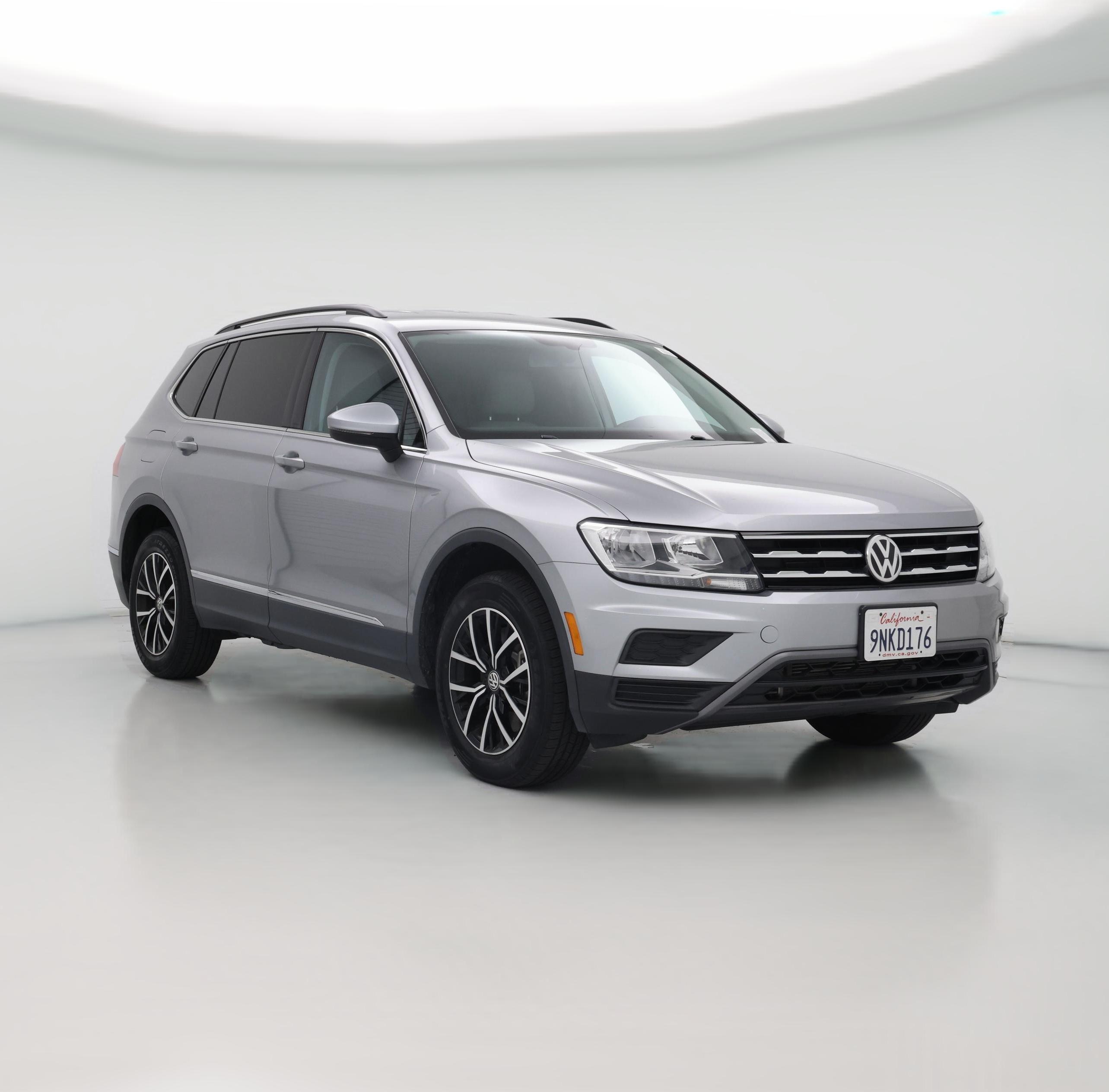 Thumbnail: 2021 Volkswagen Tiguan - 1