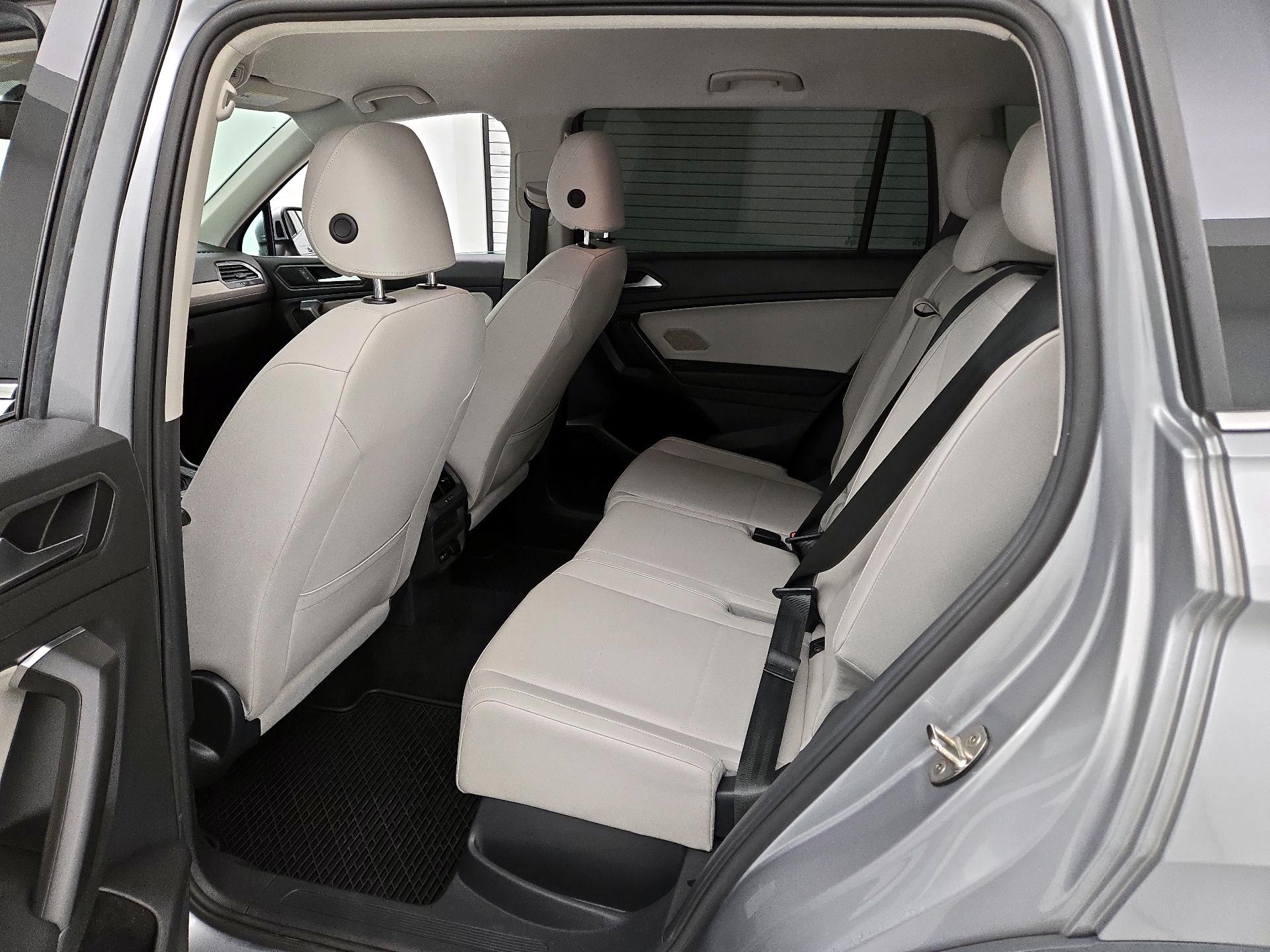 Thumbnail: 2021 Volkswagen Tiguan - 19