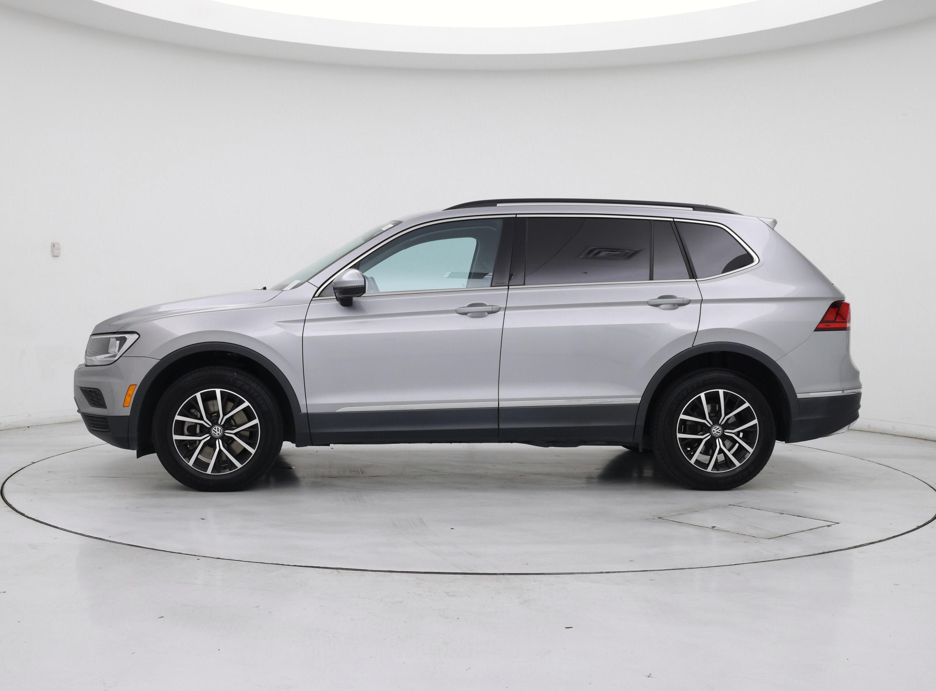 Thumbnail: 2021 Volkswagen Tiguan - 3
