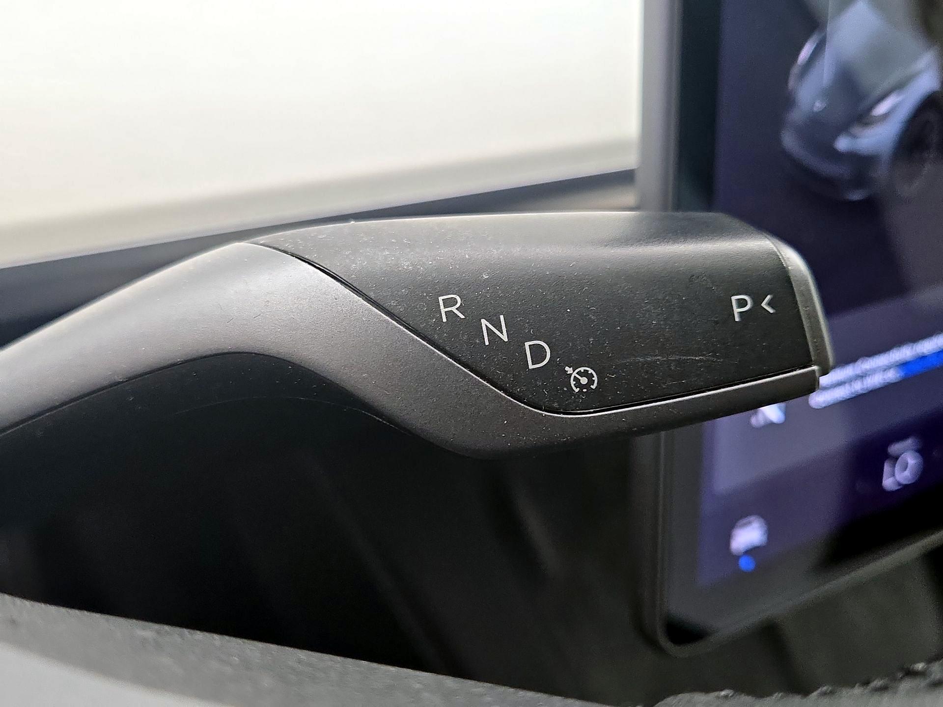 Thumbnail: 2022 Tesla Model Y - 17