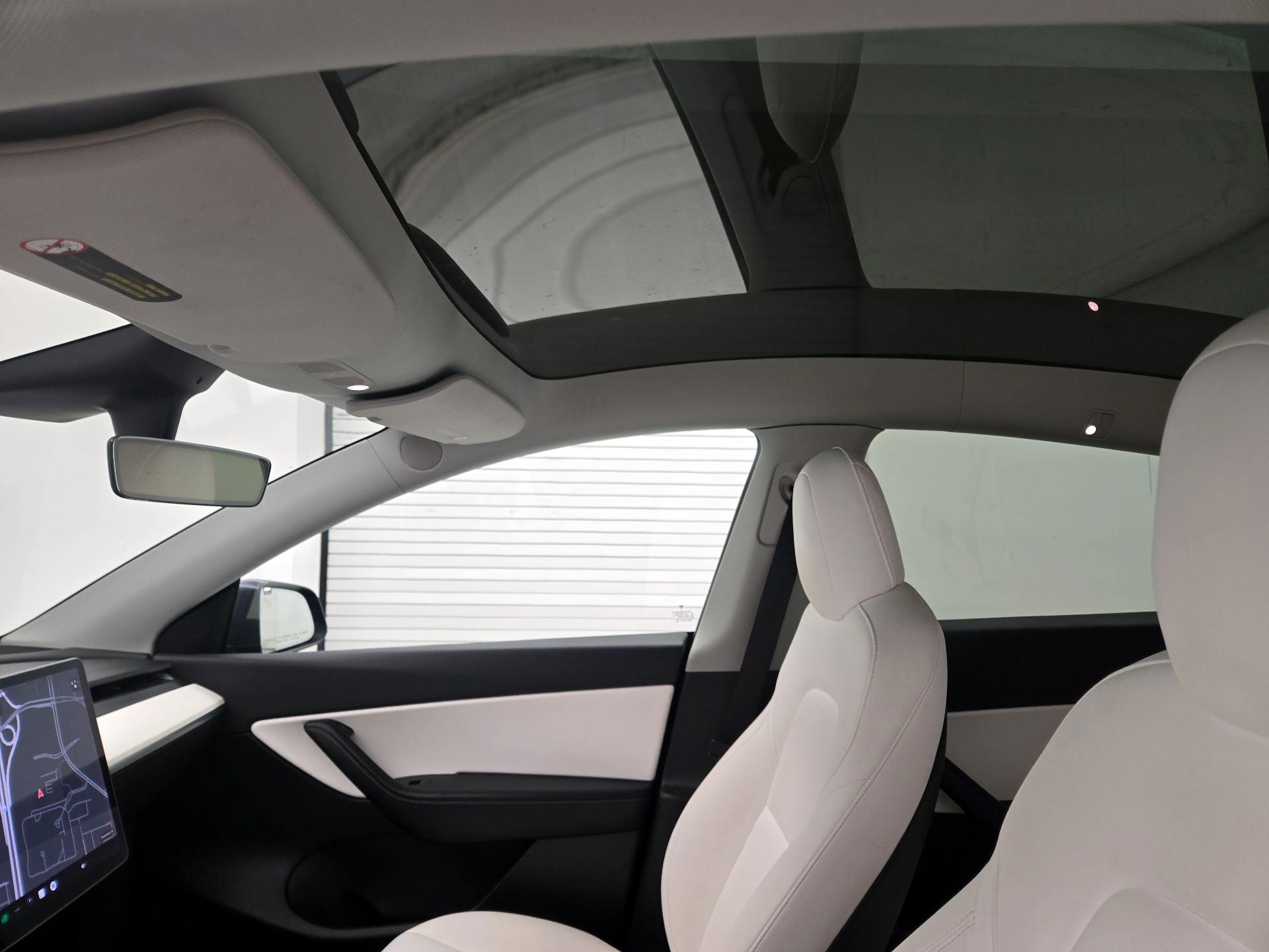 Thumbnail: 2022 Tesla Model Y - 19