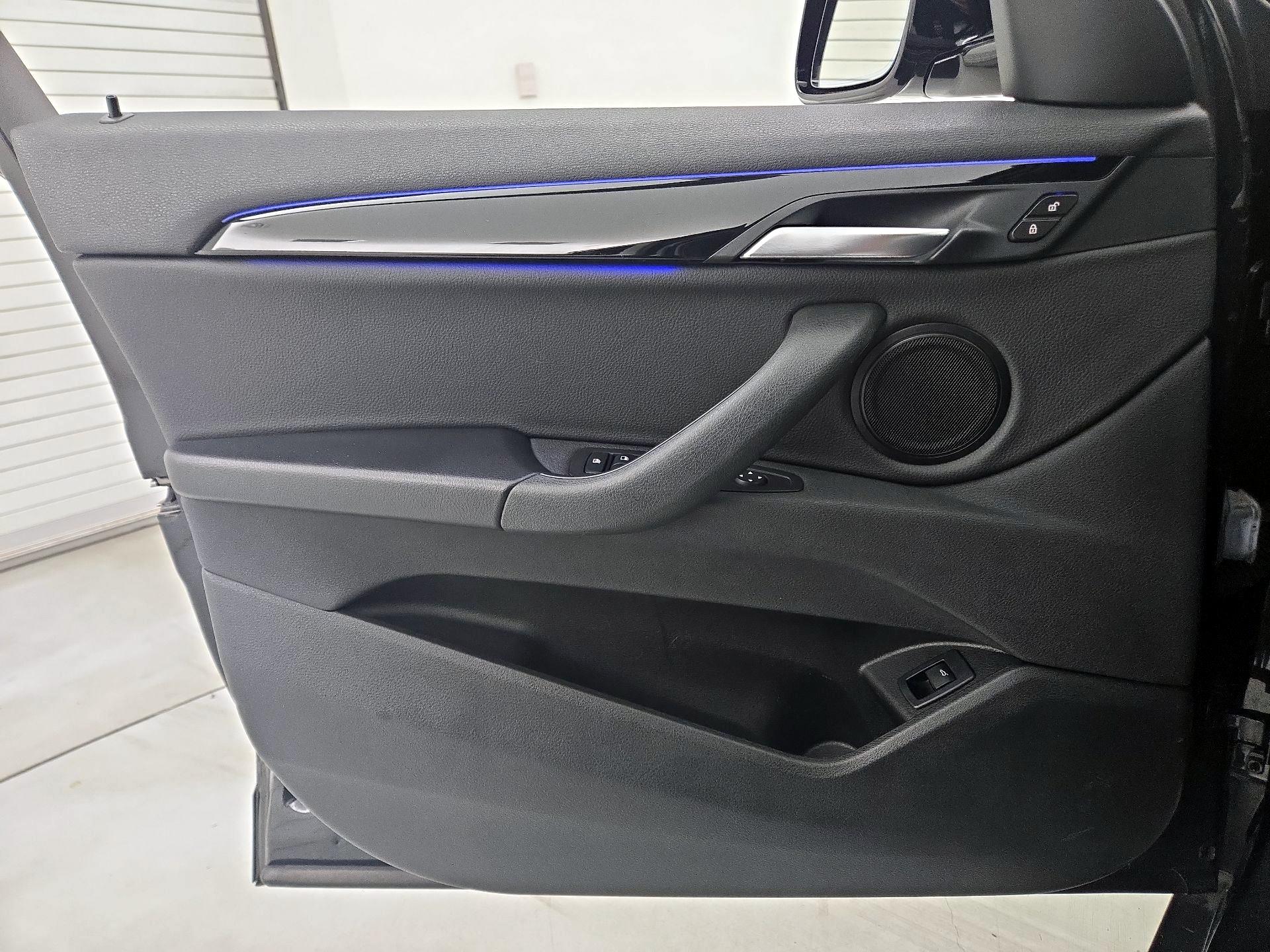 Thumbnail: 2018 BMW X2 - 12