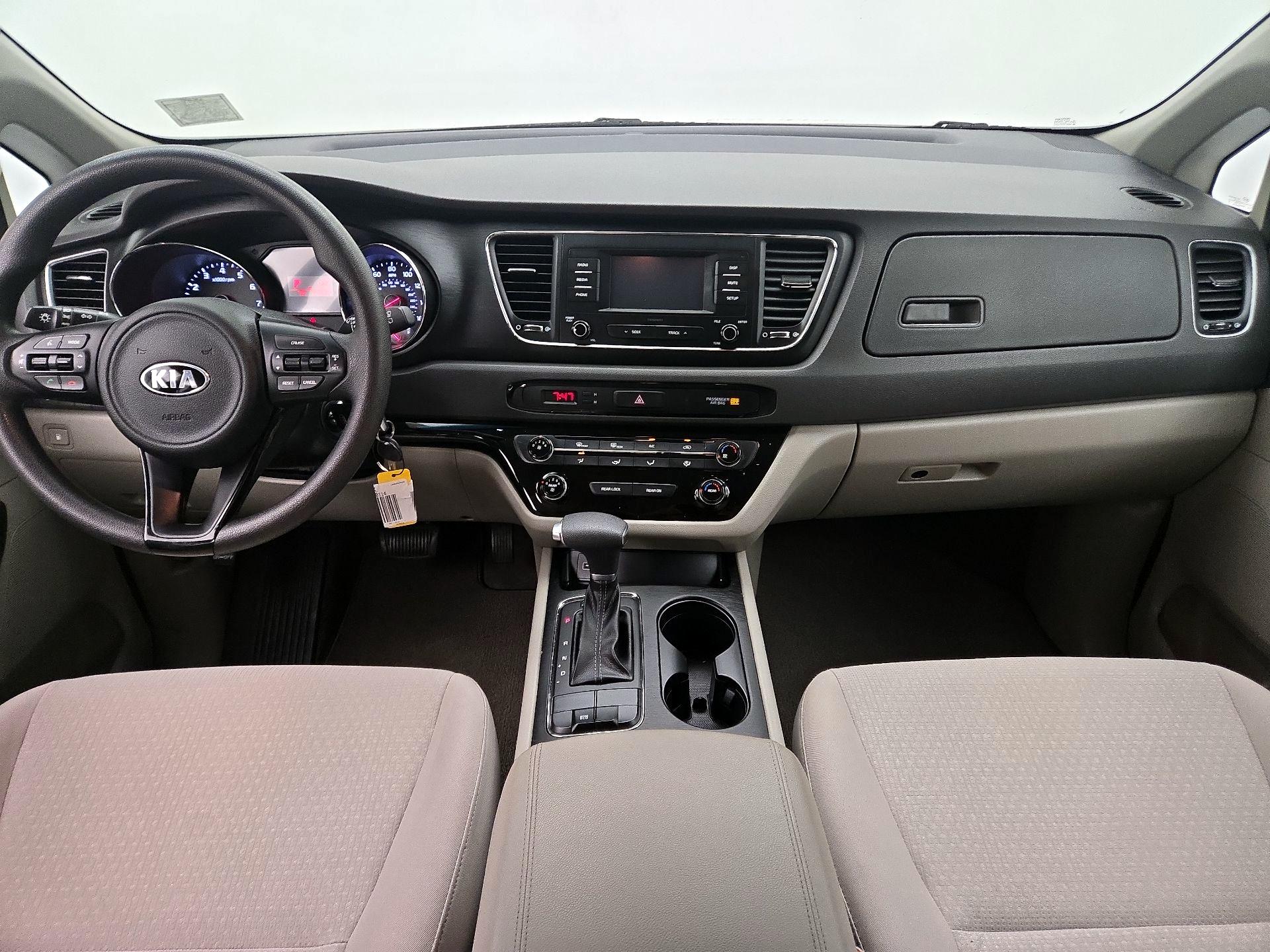 Thumbnail: 2018 Kia Sedona - 9