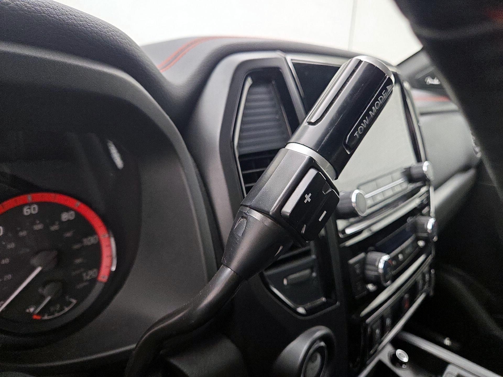 Thumbnail: 2021 Nissan Titan - 18