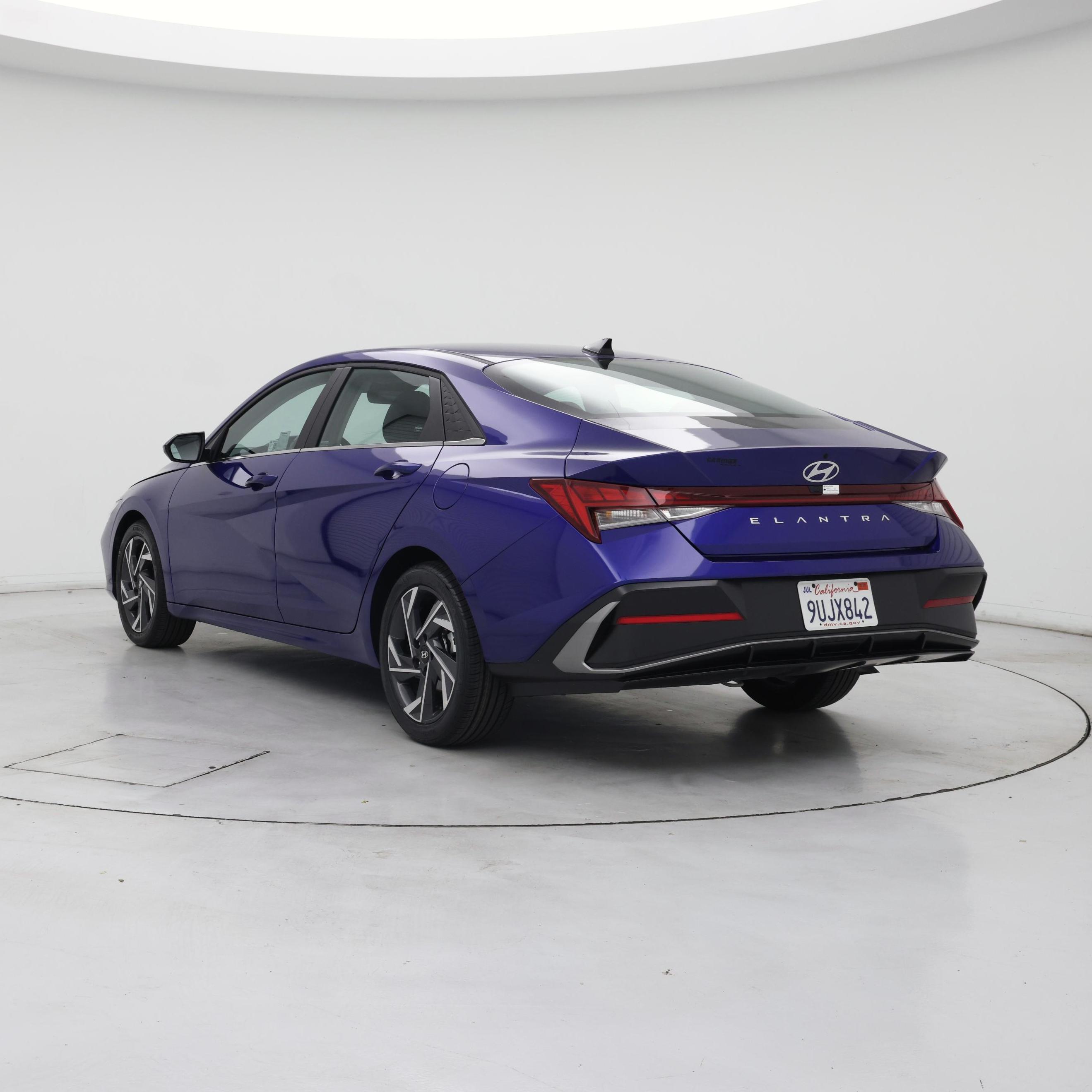 Thumbnail: 2025 Hyundai Elantra - 2