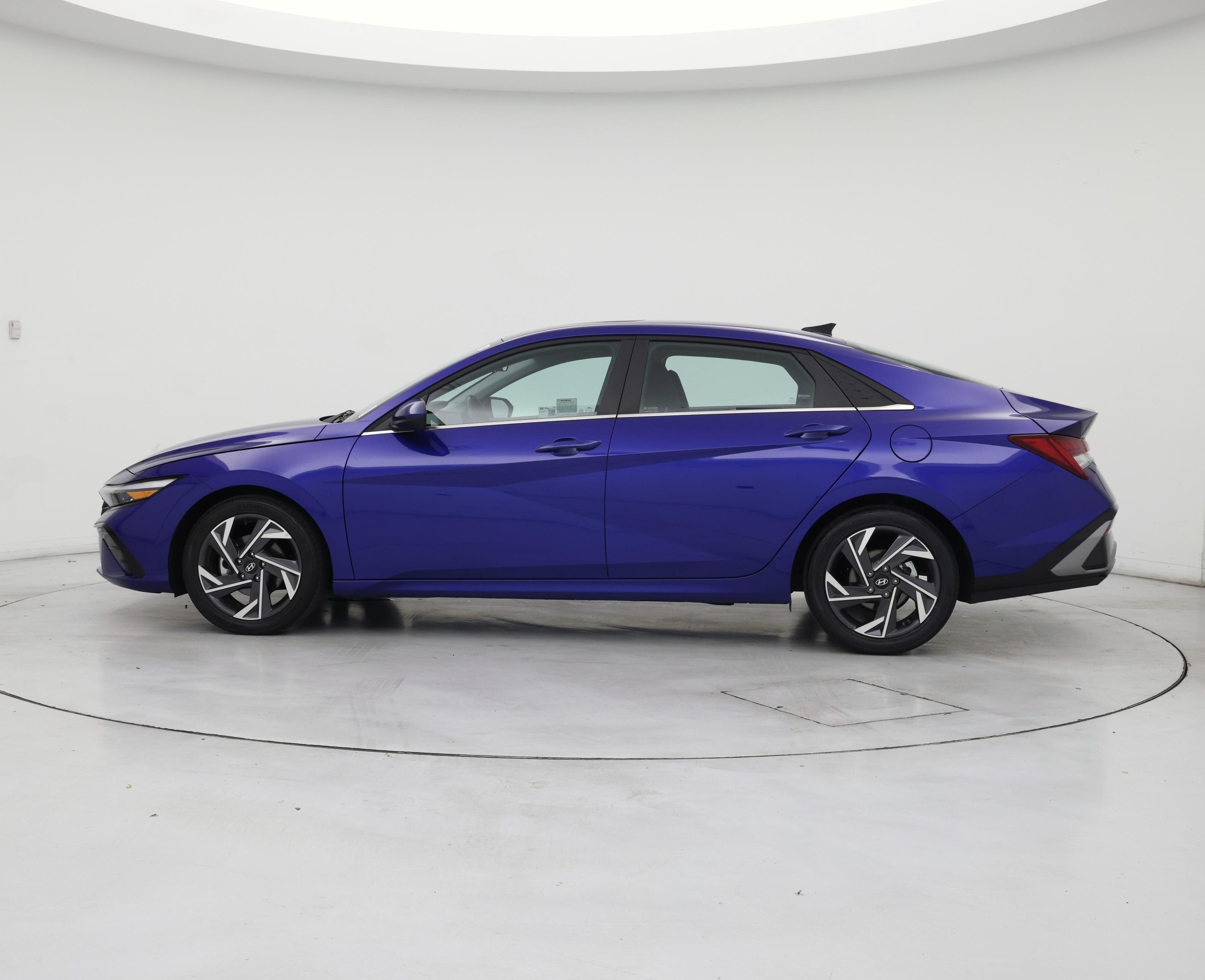 Thumbnail: 2025 Hyundai Elantra - 3