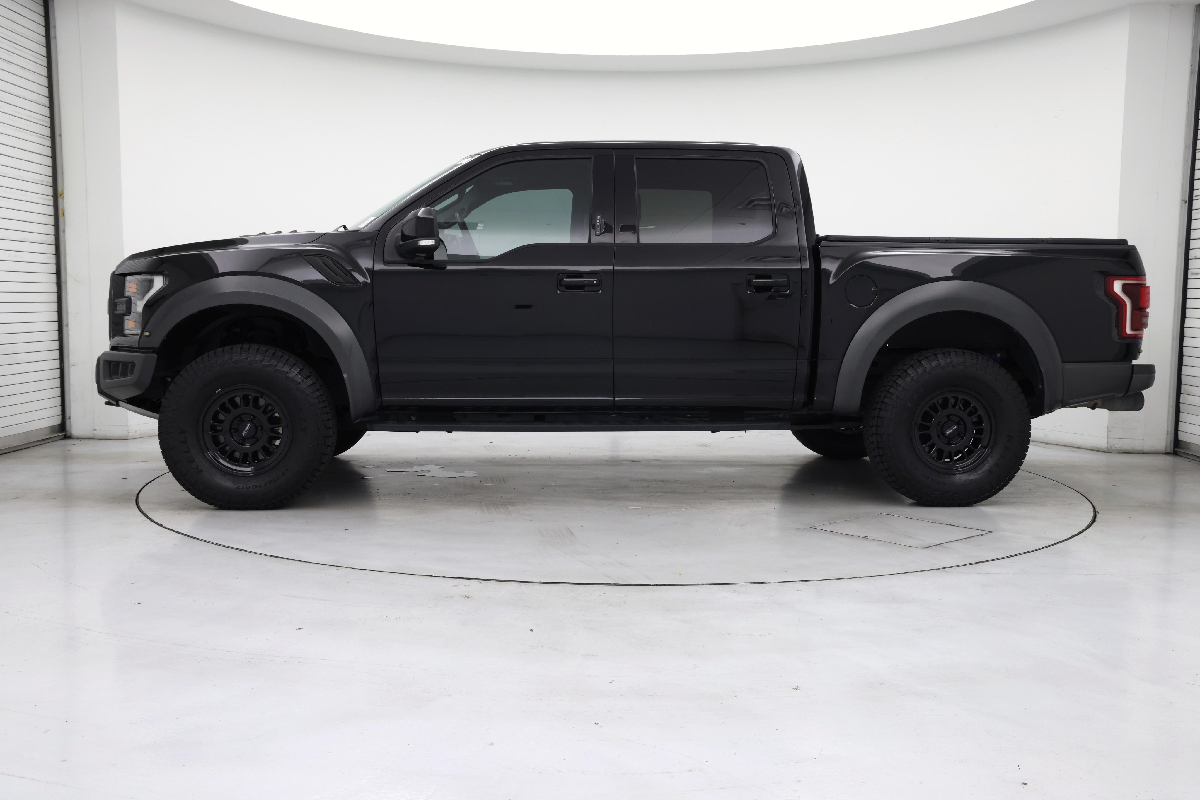 Thumbnail: 2017 Ford F-150 - 3