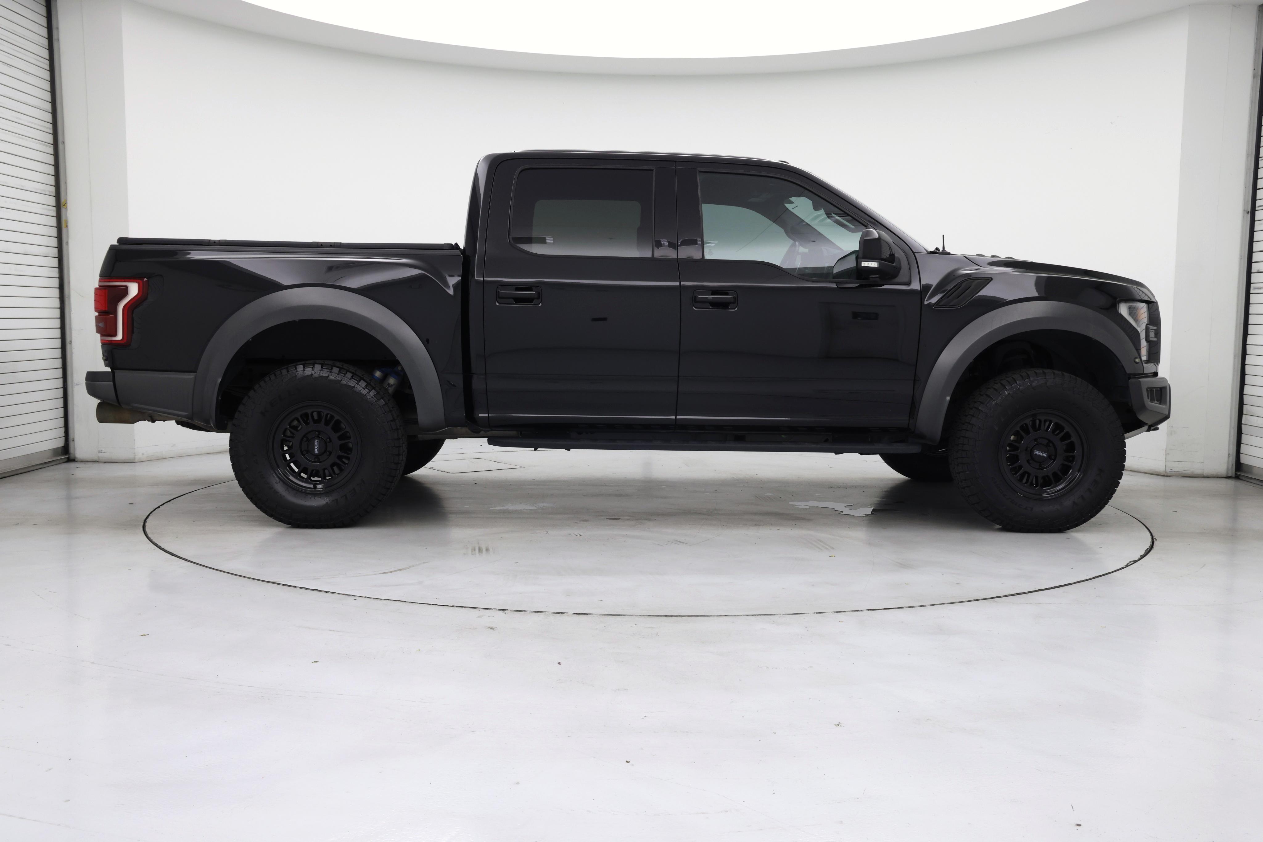 Thumbnail: 2017 Ford F-150 - 7