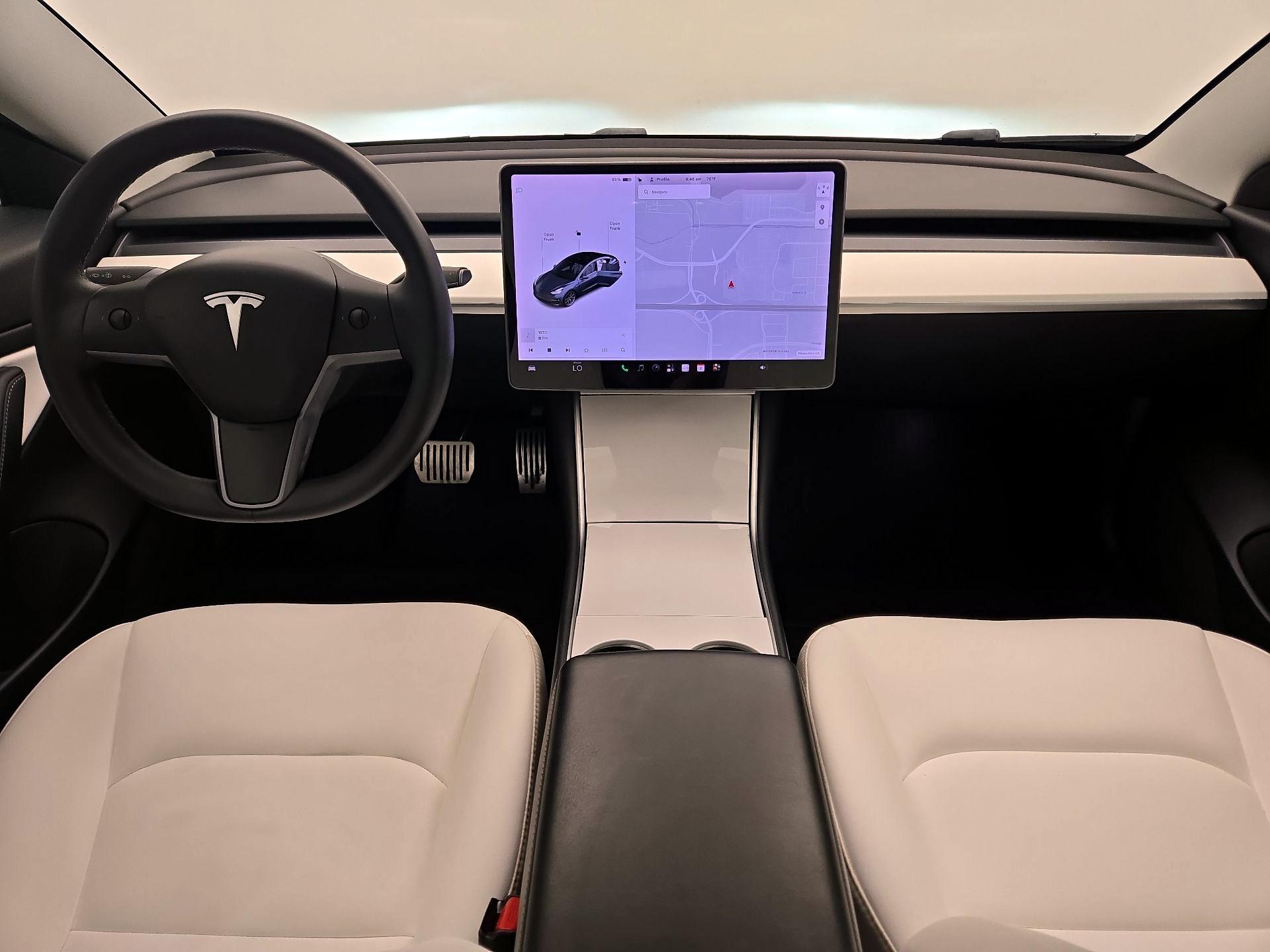 Thumbnail: 2020 Tesla Model 3 - 9