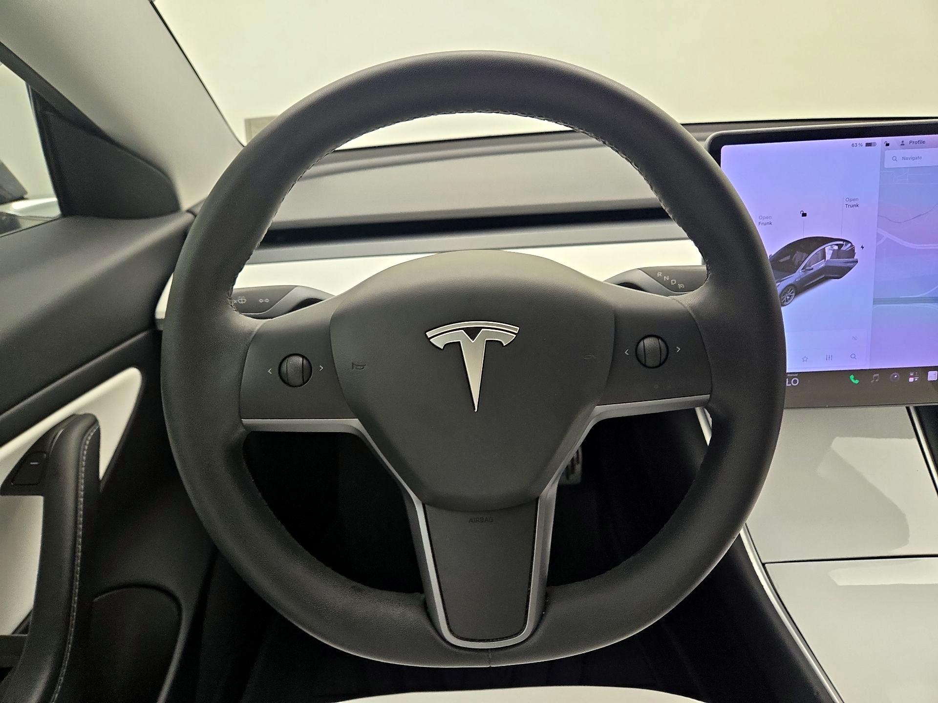 Thumbnail: 2020 Tesla Model 3 - 10