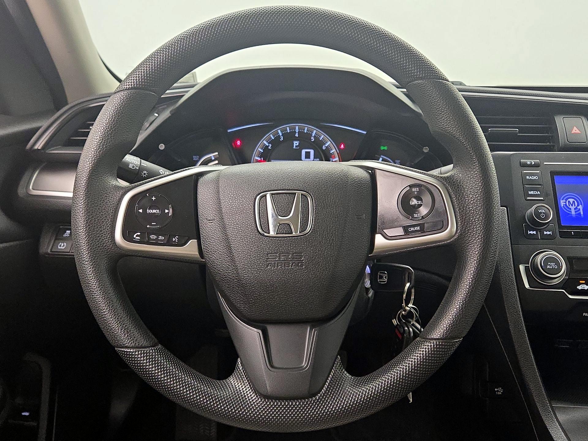 Thumbnail: 2016 Honda Civic - 10