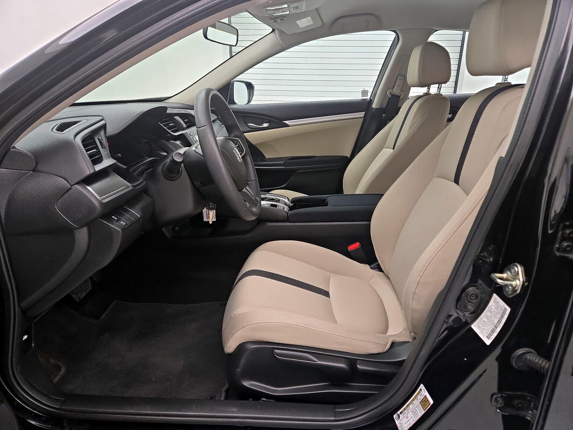 Thumbnail: 2016 Honda Civic - 11