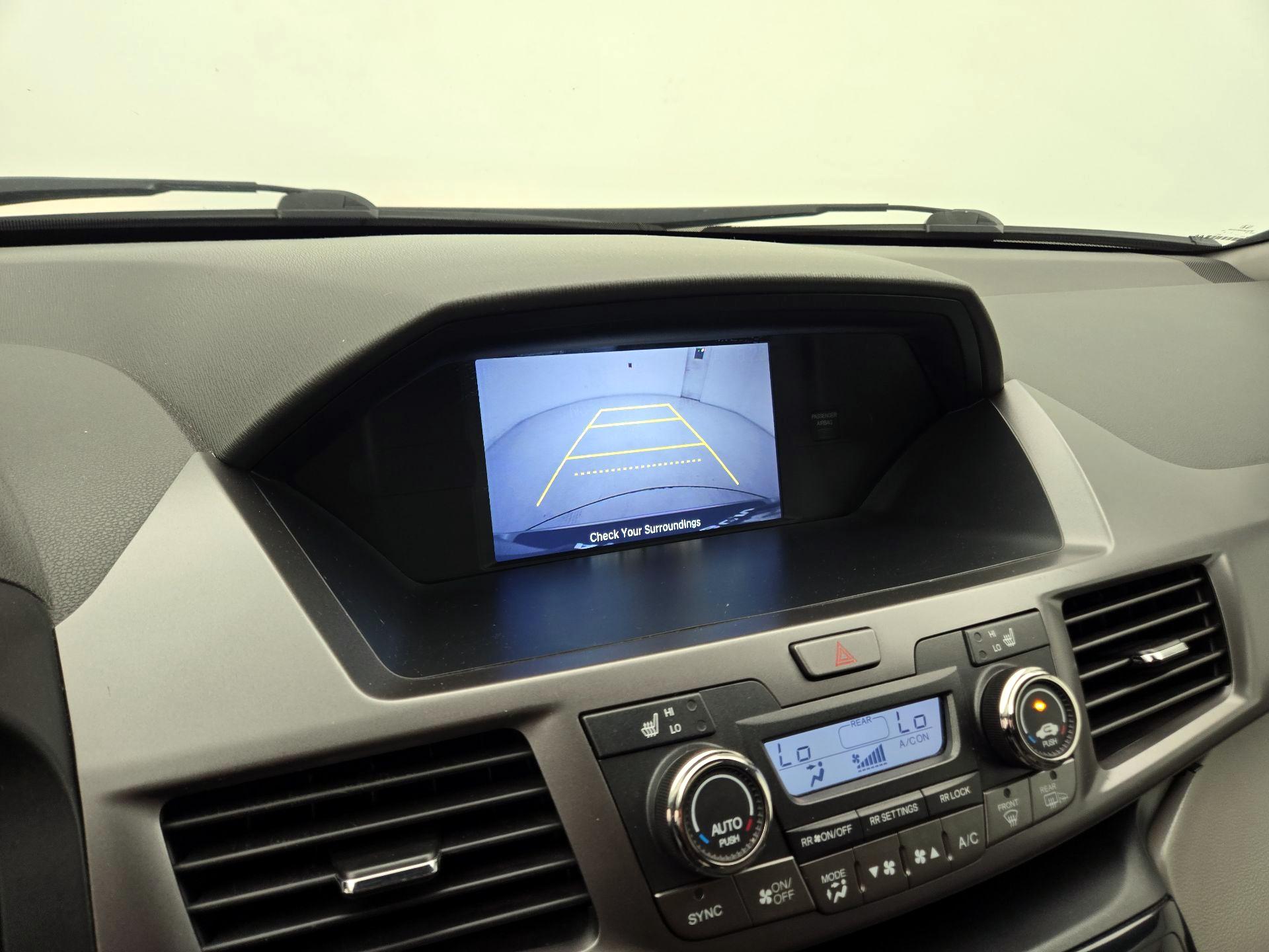 Thumbnail: 2014 Honda Odyssey - 14