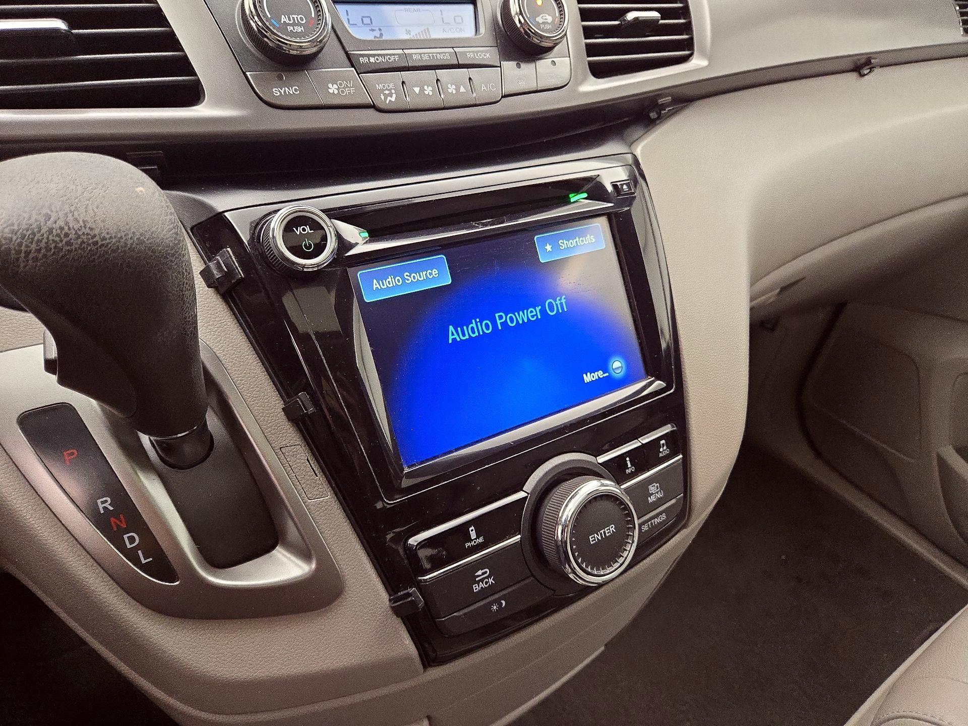 Thumbnail: 2014 Honda Odyssey - 15