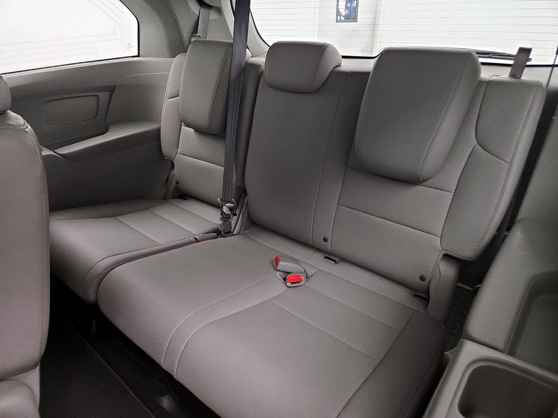 Thumbnail: 2014 Honda Odyssey - 20