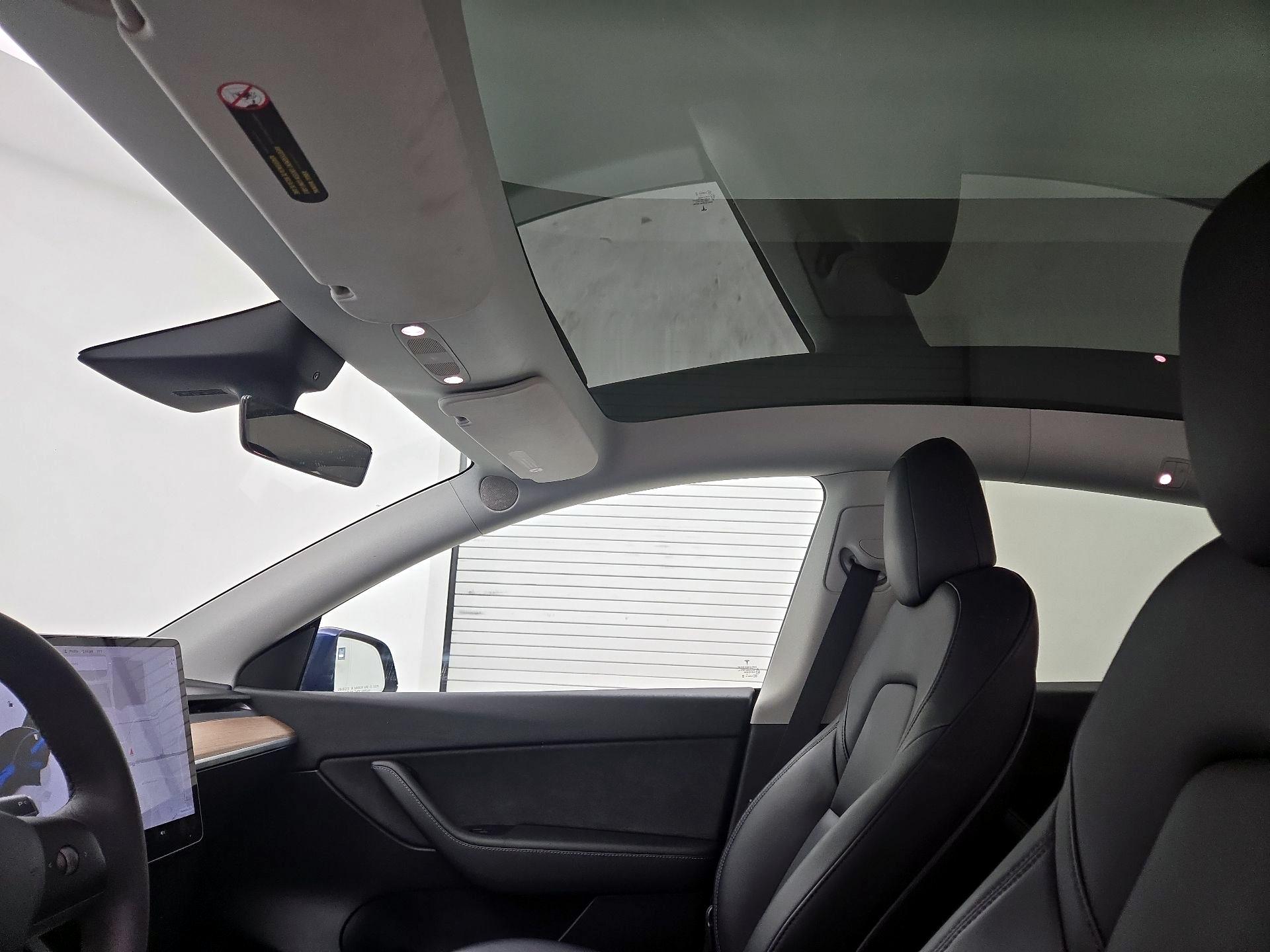 Thumbnail: 2022 Tesla Model Y - 18