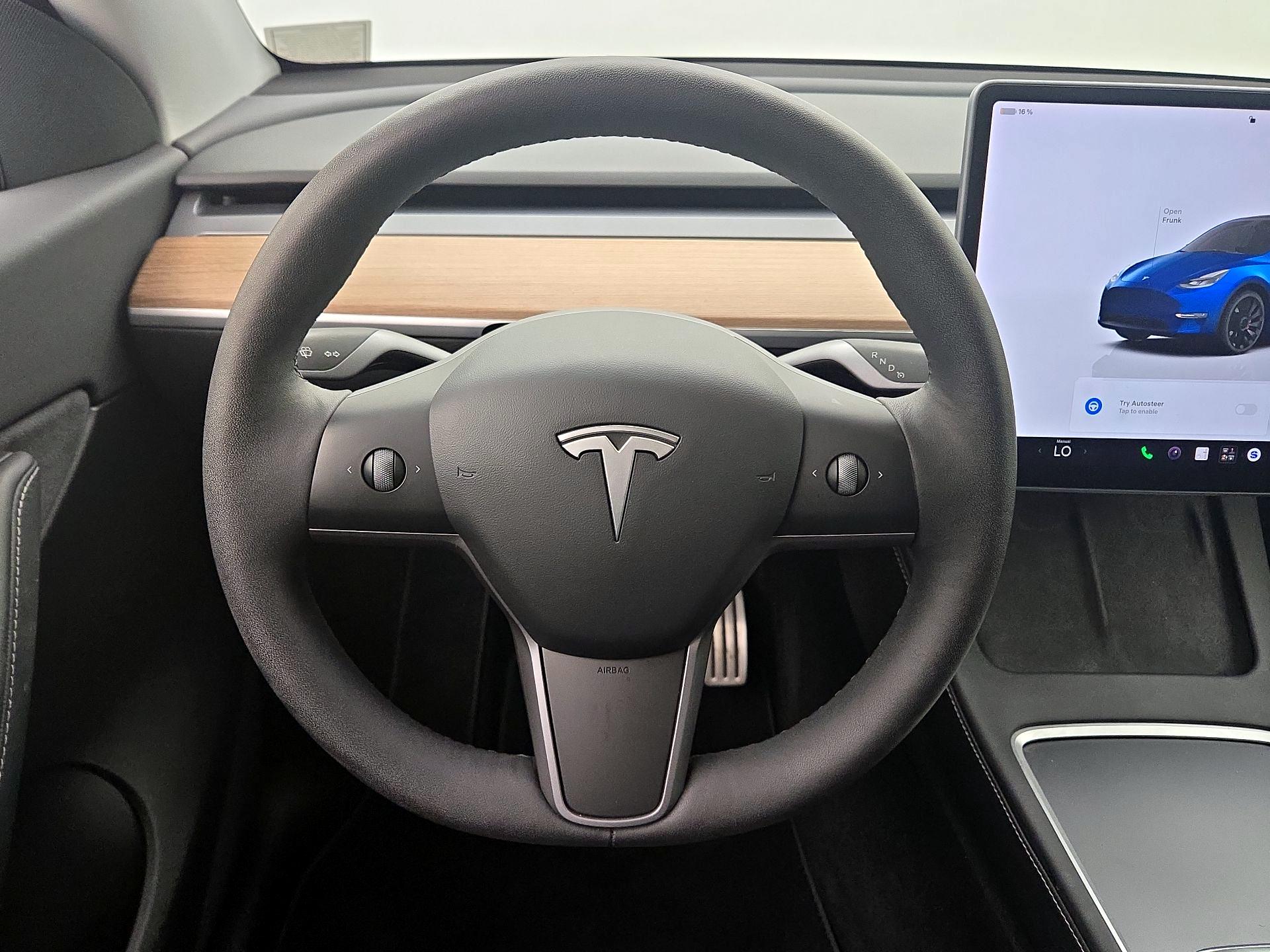 Thumbnail: 2022 Tesla Model Y - 10