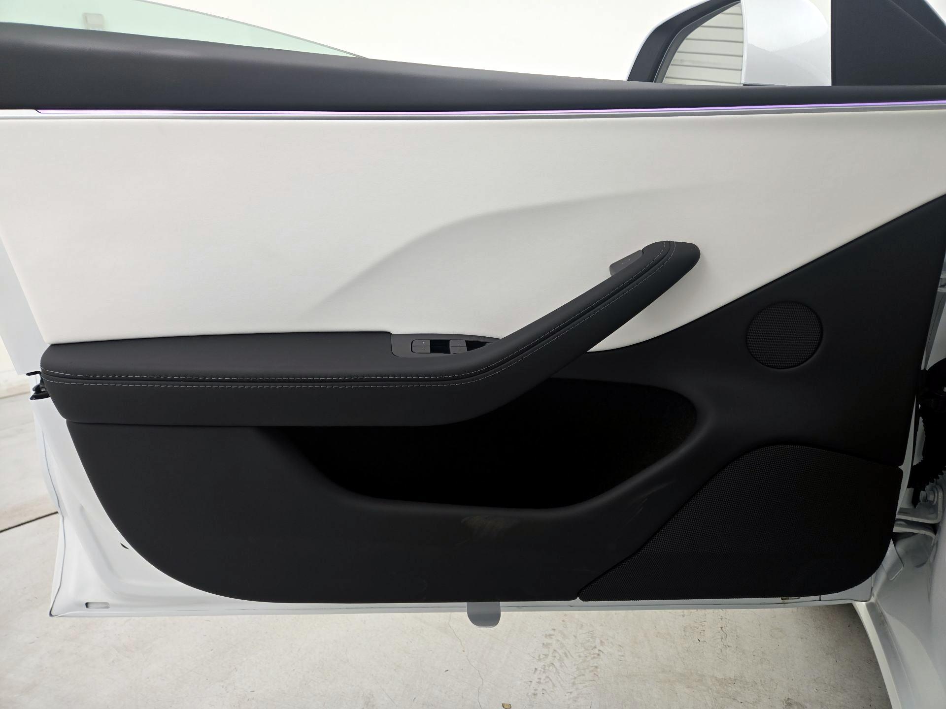 Thumbnail: 2025 Tesla Model 3 - 12