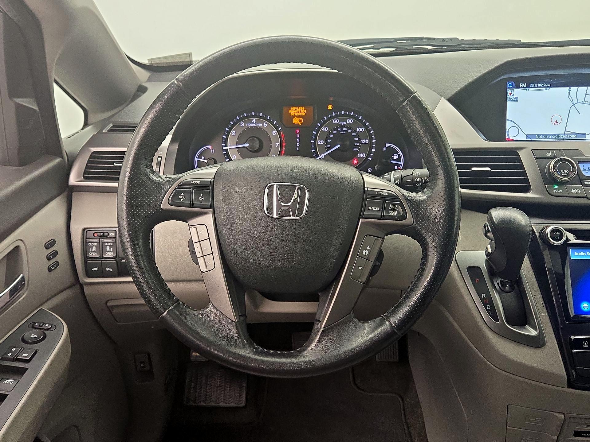 Thumbnail: 2015 Honda Odyssey - 10