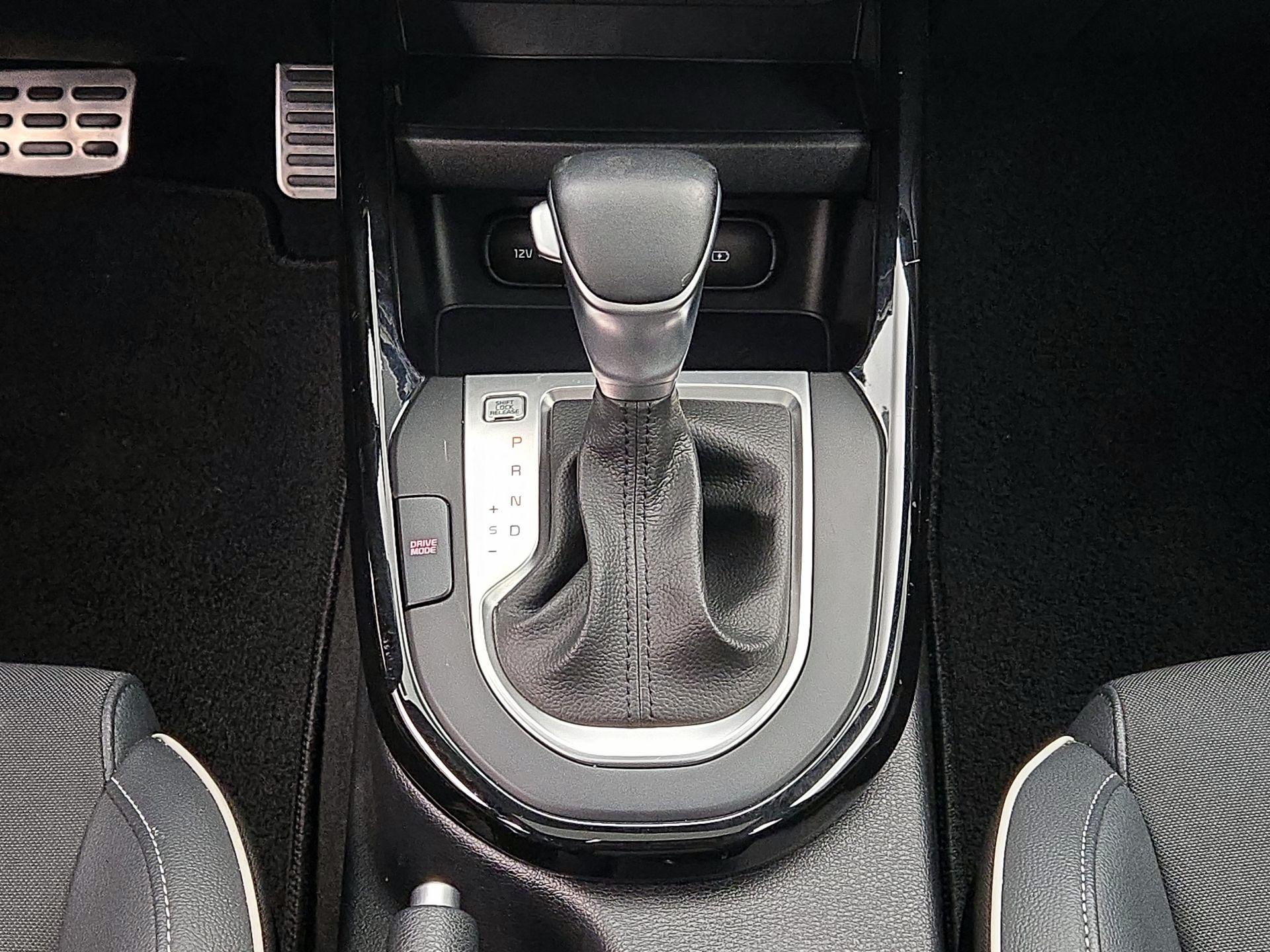 Thumbnail: 2021 Kia Forte - 17